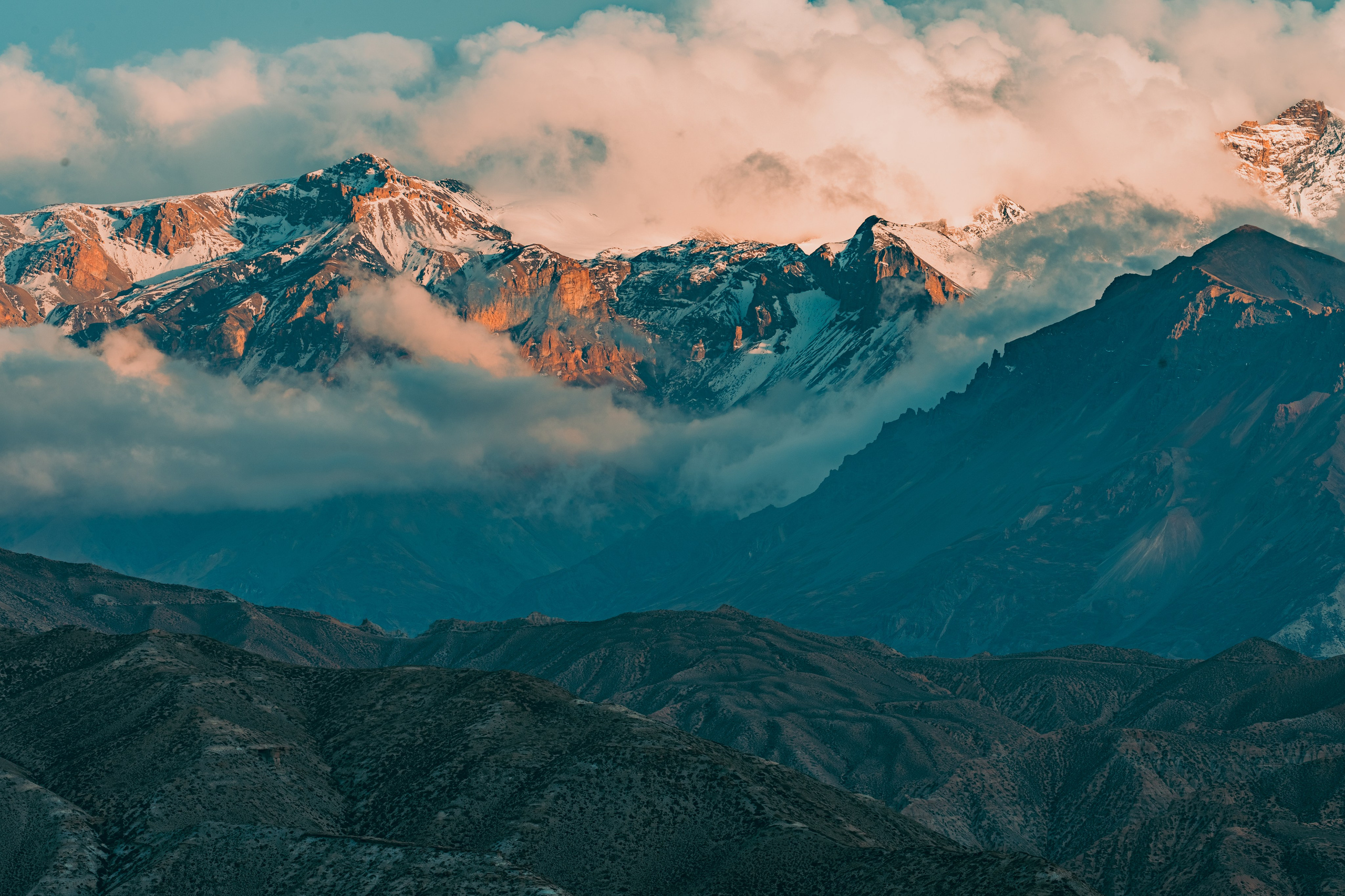 Королевство Мустанг. Dmitry Ippolitov