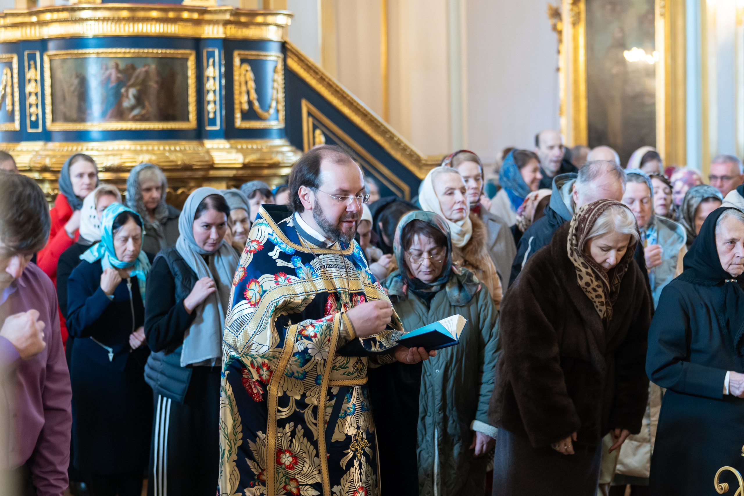 Неделя 4-я Великого поста, прп. Иоанна Лествичника. Святых сорока мучеников, в Севастийском озере мучившихся. НИКОЛО-БОГОЯВЛЕНСКИЙ МОРСКОЙ СОБОР