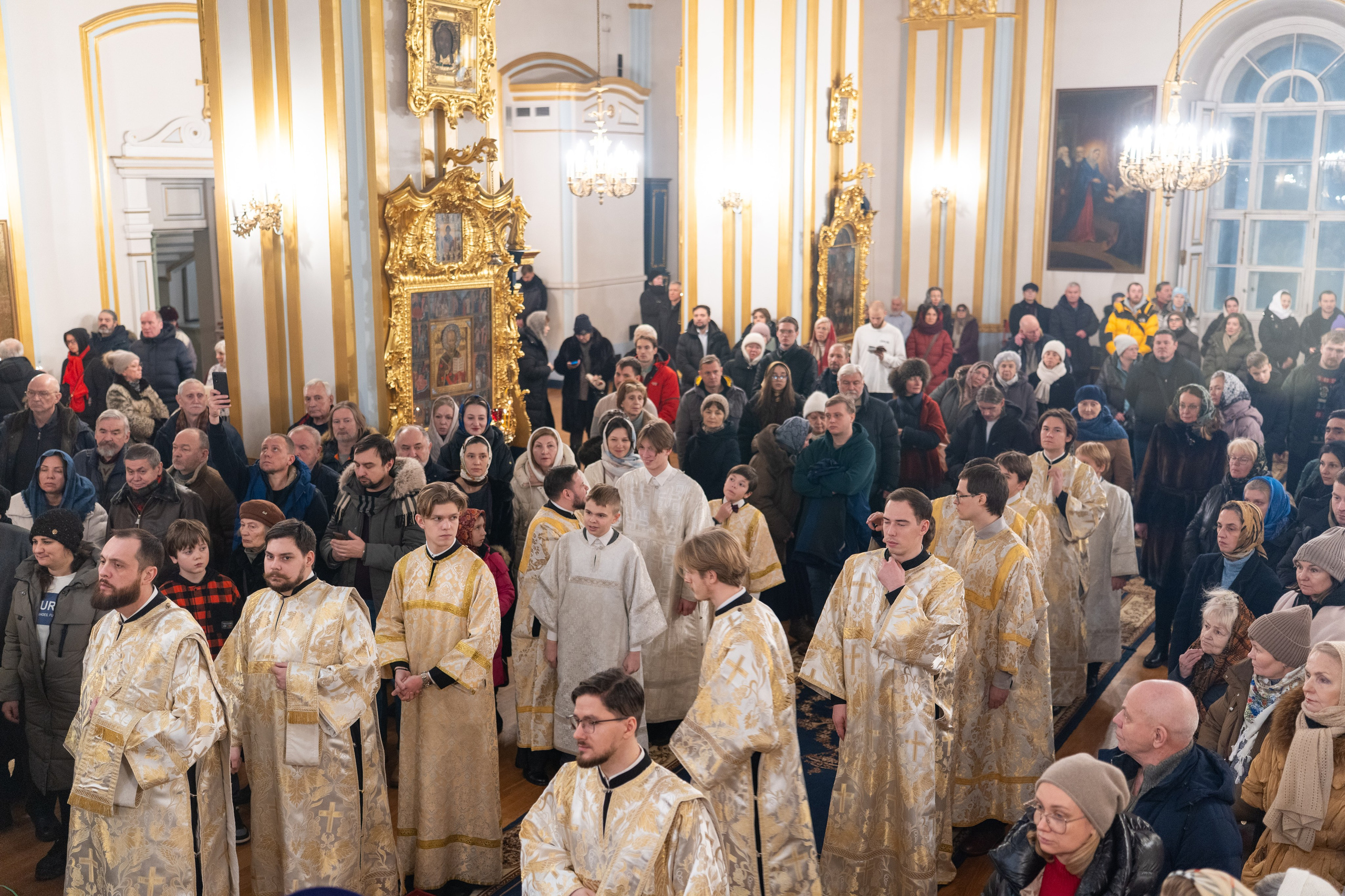 Праздничное бдение в Николо-Богоявленском морском соборе. НИКОЛО-БОГОЯВЛЕНСКИЙ МОРСКОЙ СОБОР