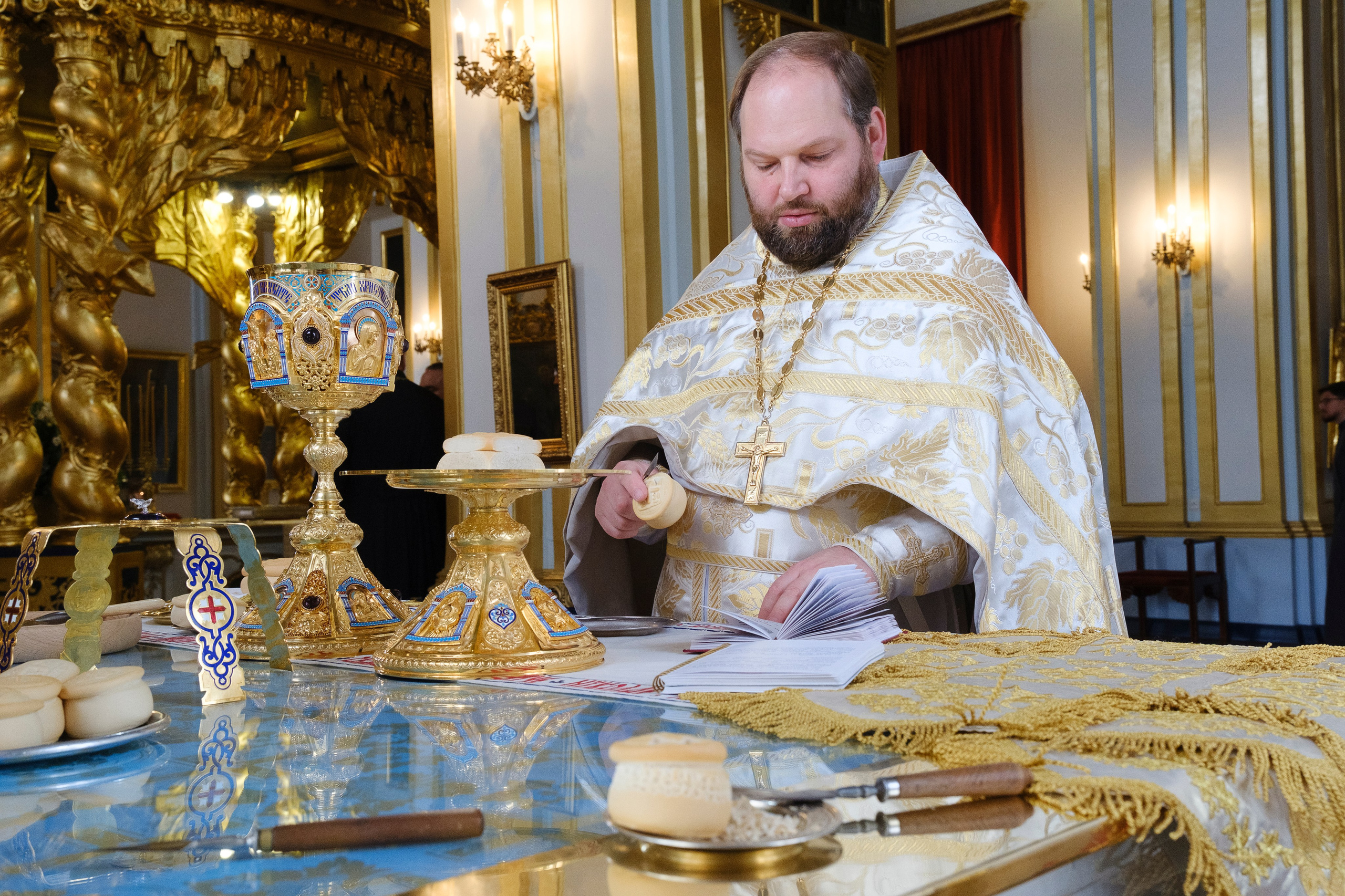 ДЕНЬ ПАМЯТИ МУЧЕНИКА АЛЕКСИЯ КОНСТАНТИНОПОЛЬСКОГО. НИКОЛО-БОГОЯВЛЕНСКИЙ МОРСКОЙ СОБОР