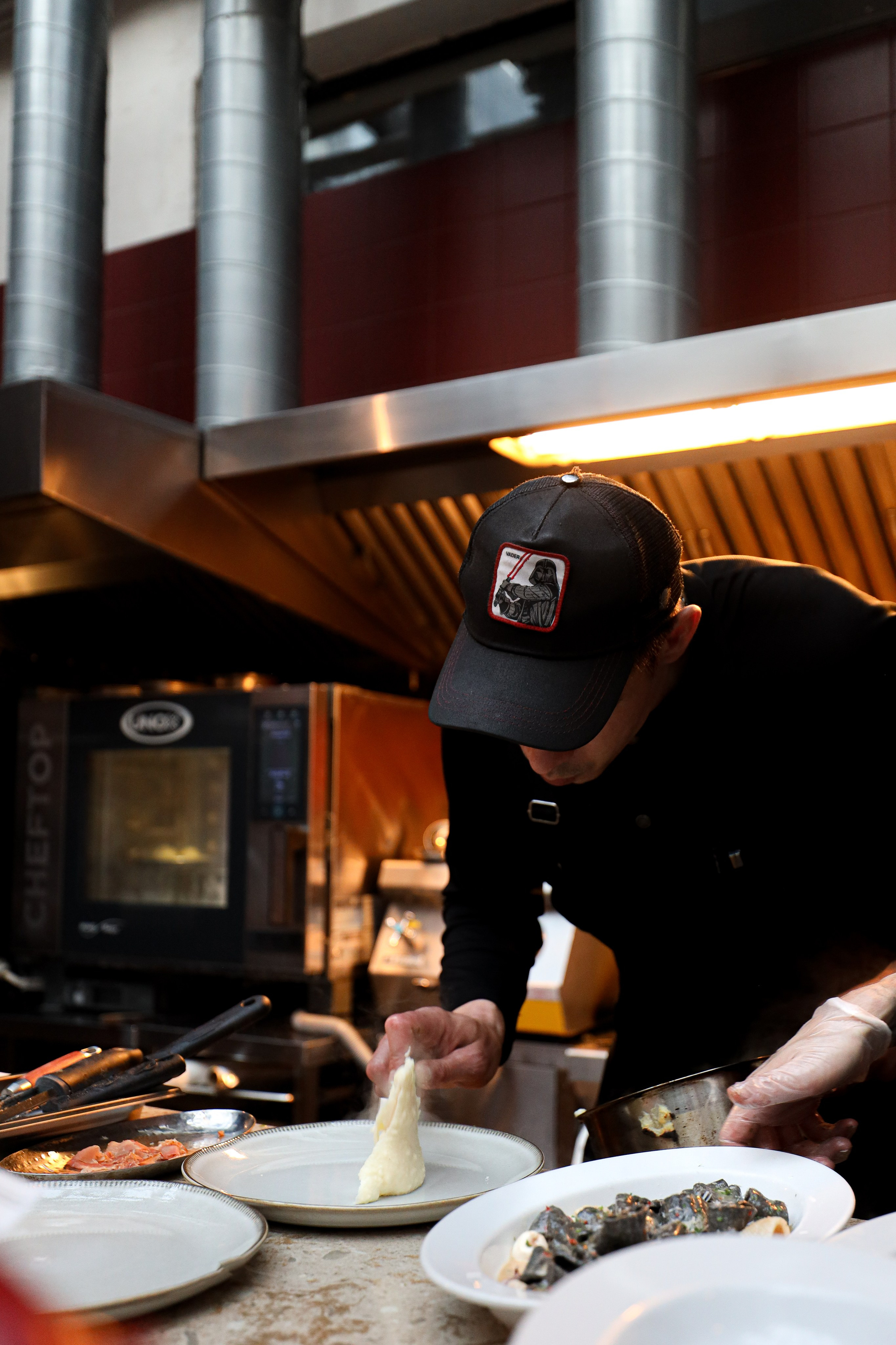 Gastrodvor 3YEARS. Дженбаз Павел — фотограф в Ялте