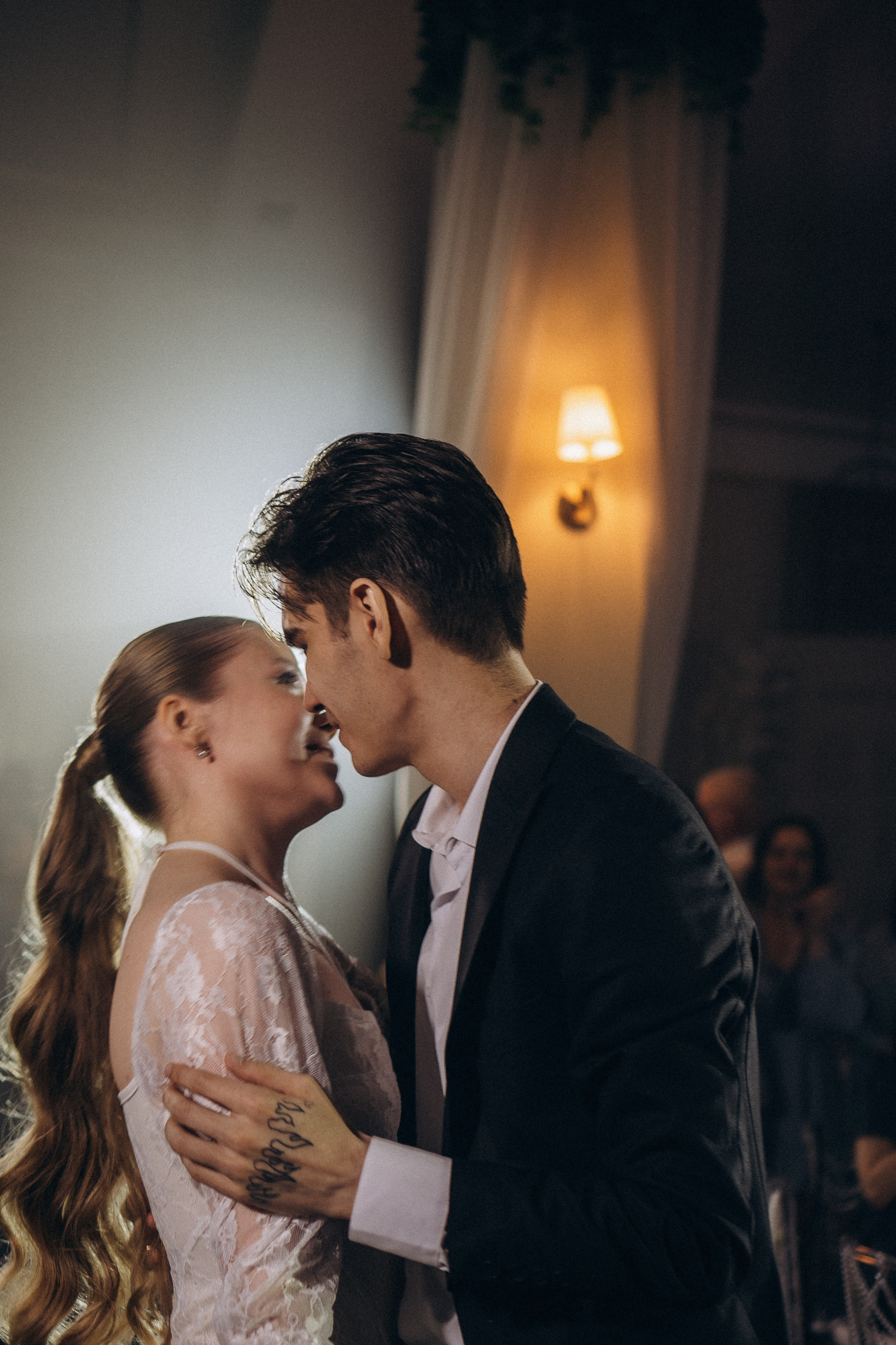 СЬЕМКА СВАДЕБНОГО БАНКЕТА (СНЯТО В СИБИРЕ В НИЖНЕВАРТОВСКЕ). Профессиональный фотограф, Санкт-Петербург — Виктория Богомолова