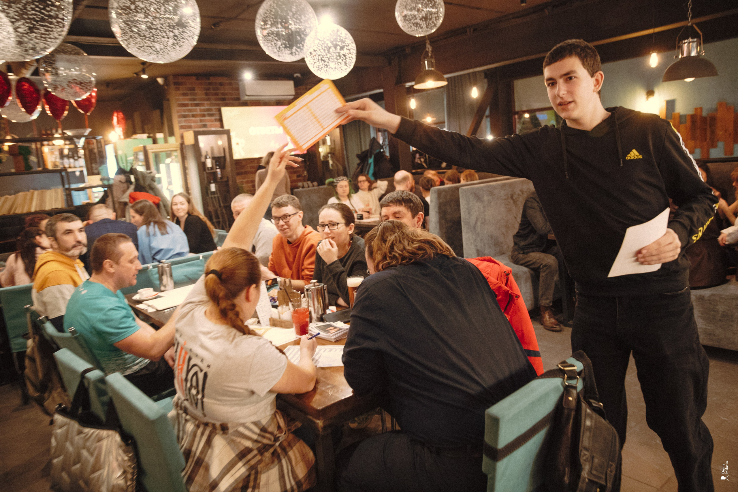 Квиз | Угадай мелодию | Петрозаводск. Портретный фотограф Денис Милютин