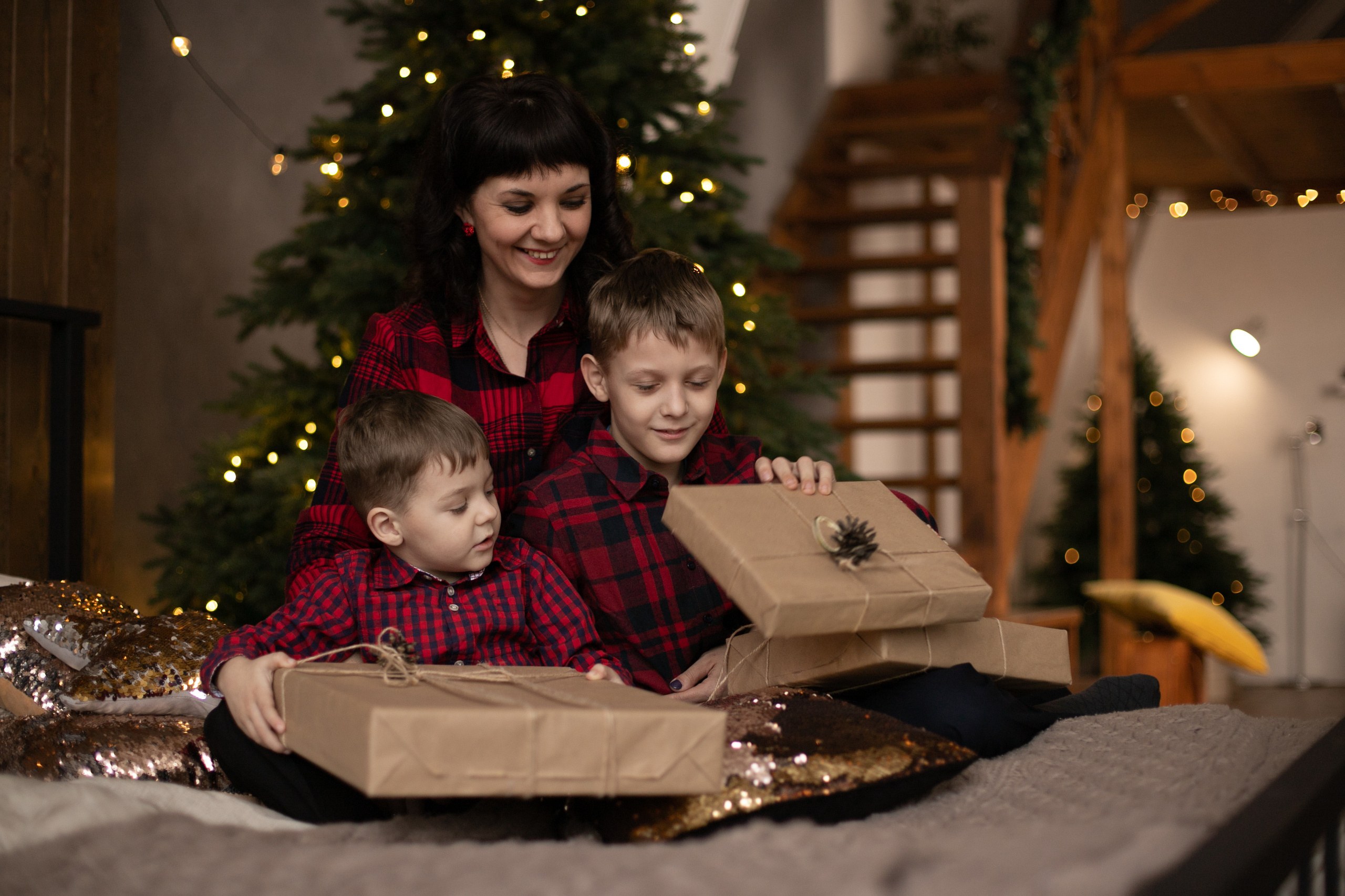 Семейные студийные фотосъемки. Семейный фотограф в Красноярске Наталья Алина
