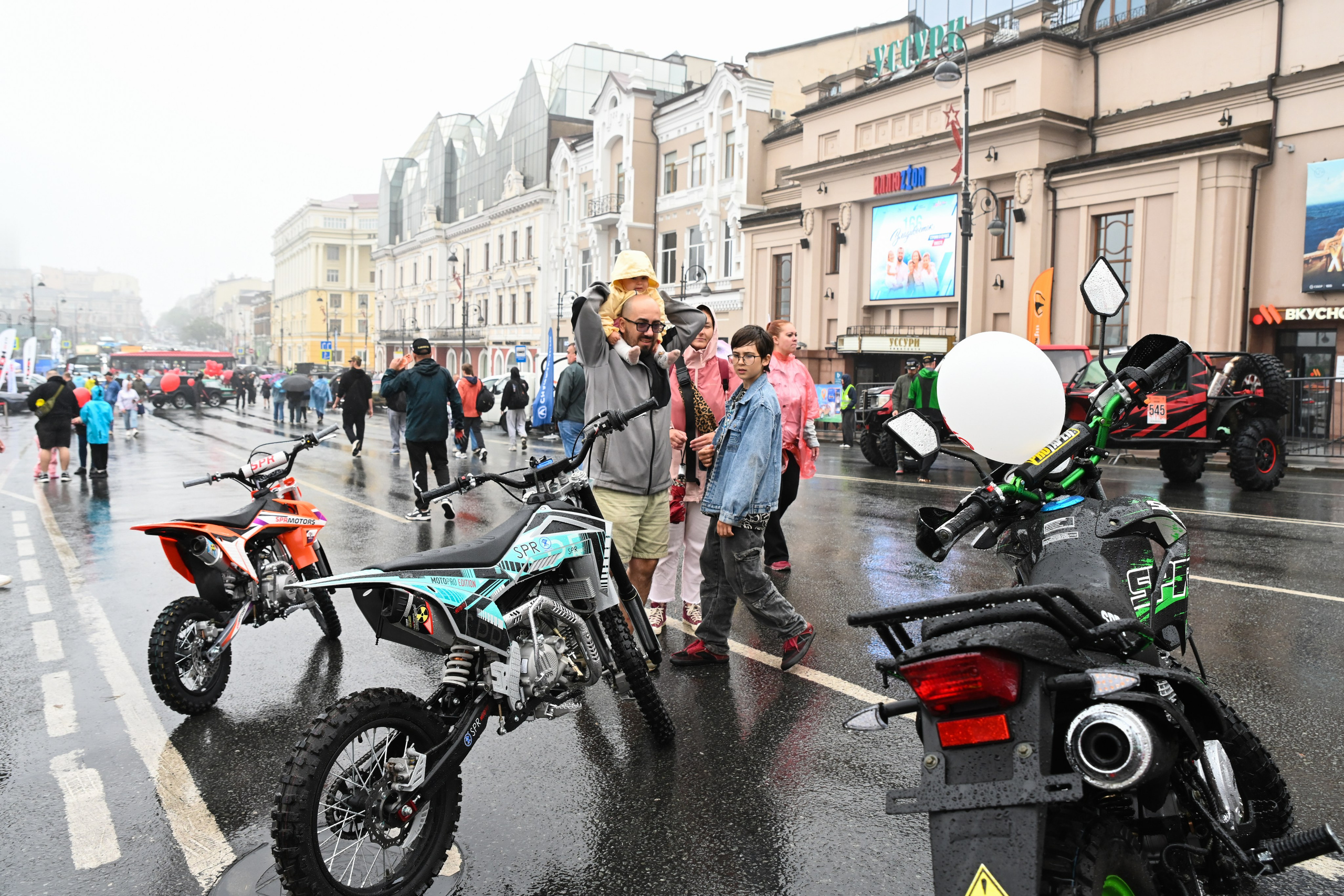 Автосалон 2026 SPR Motors. Репортажный фотограф во Владивостоке Таня Терехина