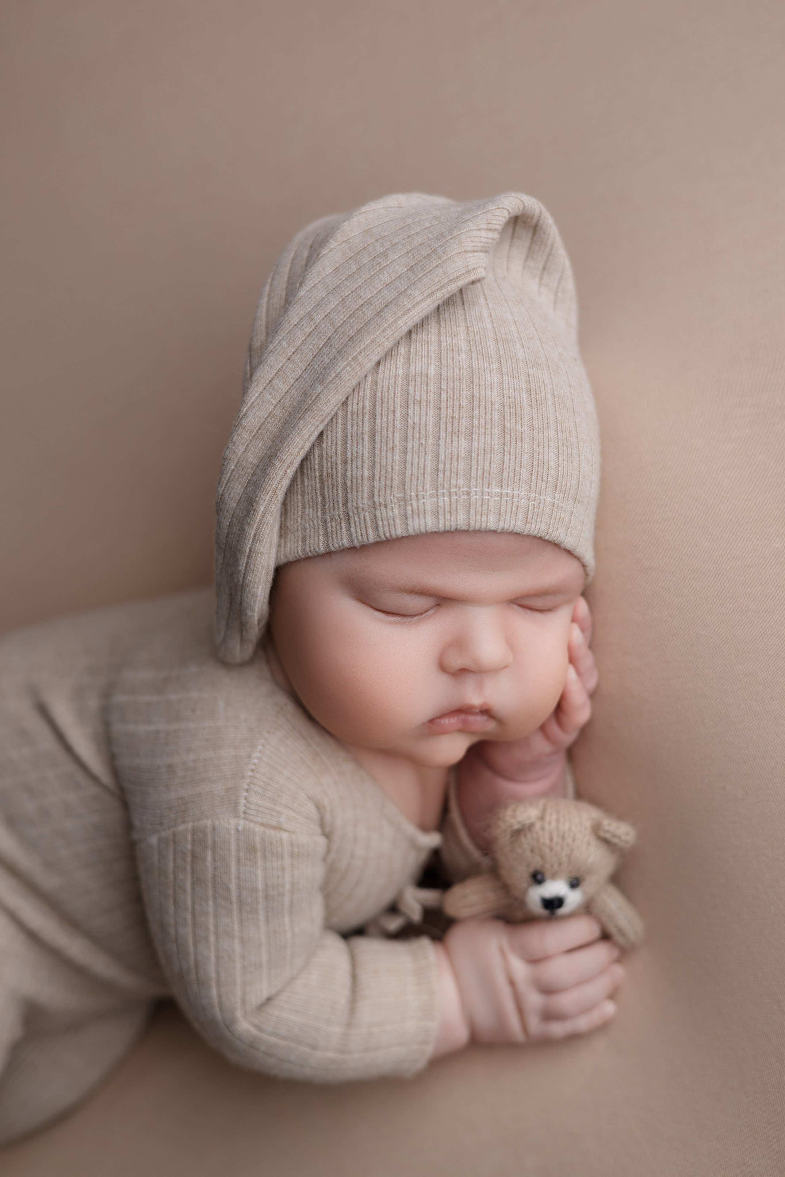 Арсений. Евгения Горбунова фотограф новорожденных в Новом Уренгое