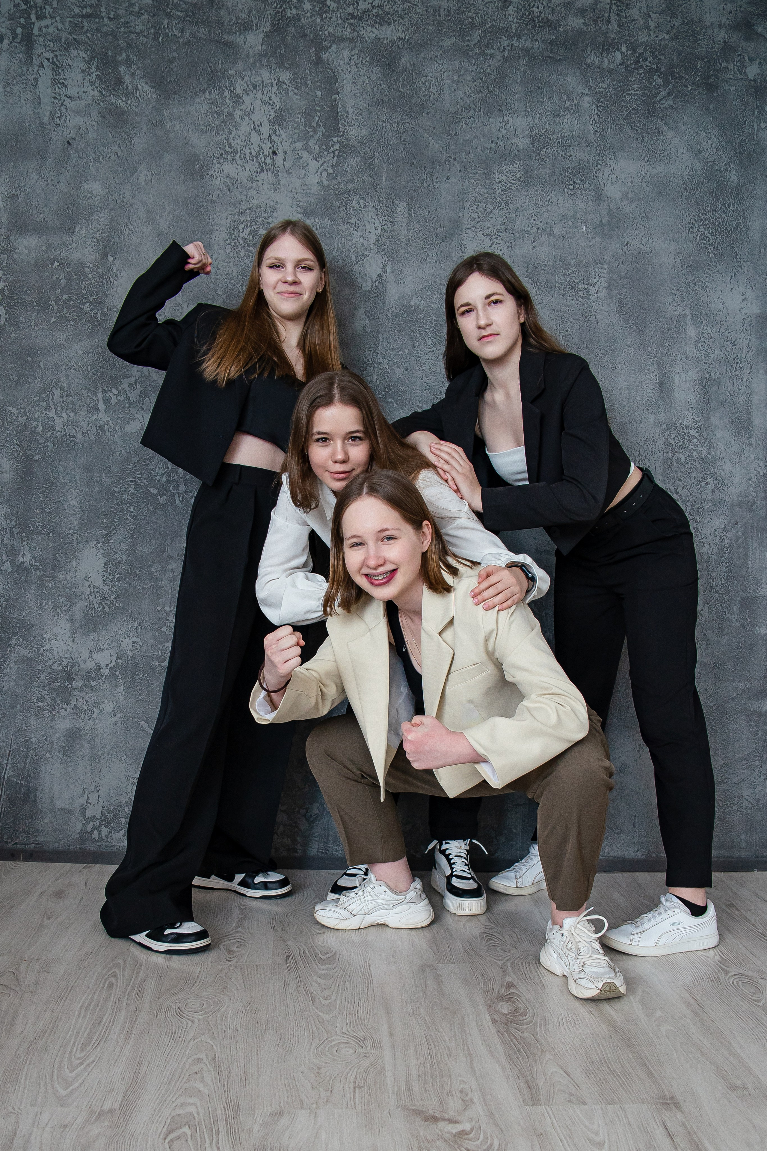 Серый фон. Фотограф Людмила Панюхина г. Нижний Новгород