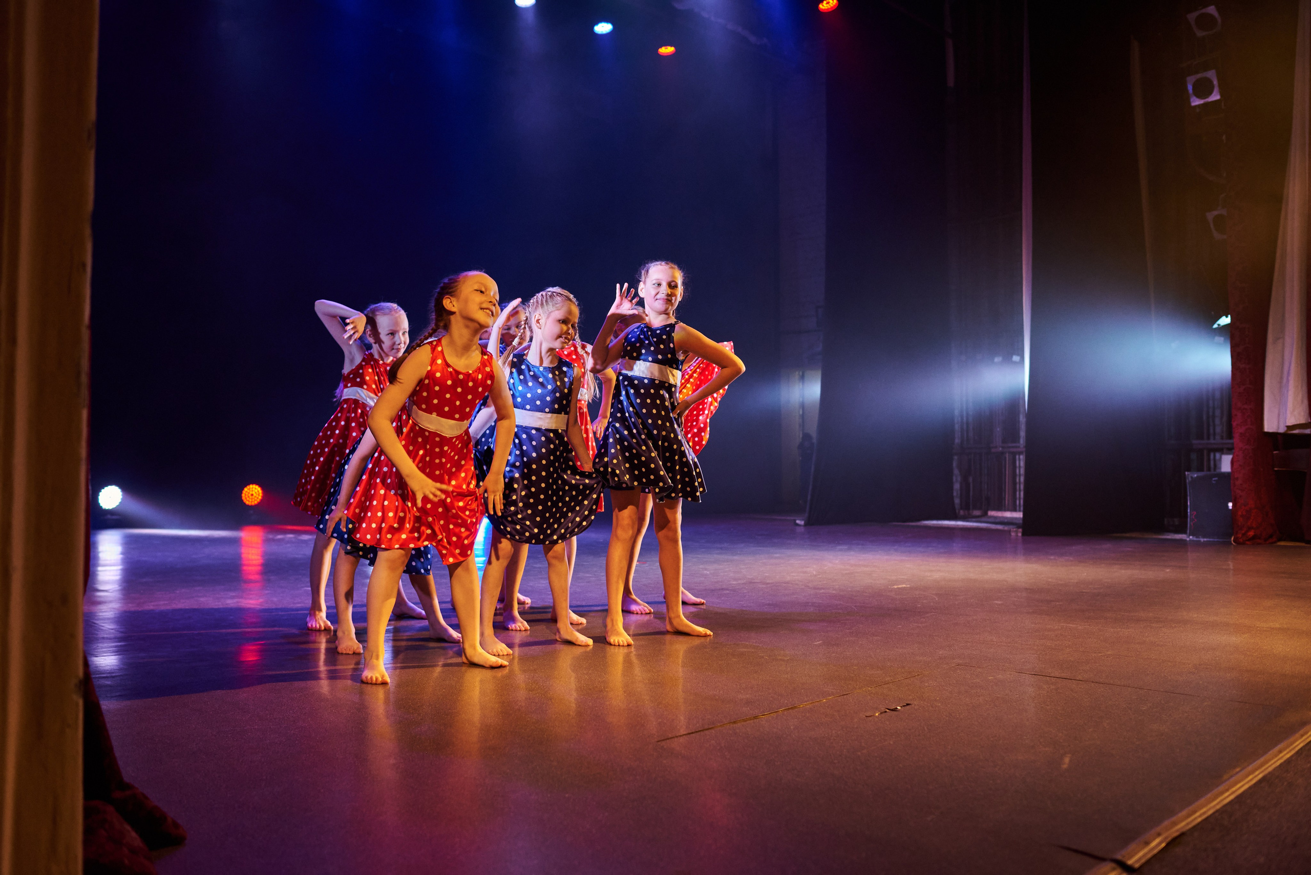 Отчетный концерт центра хореографии NonStop. Photographer Bangkok — Pattaya | фотограф Бангкок — Паттайа