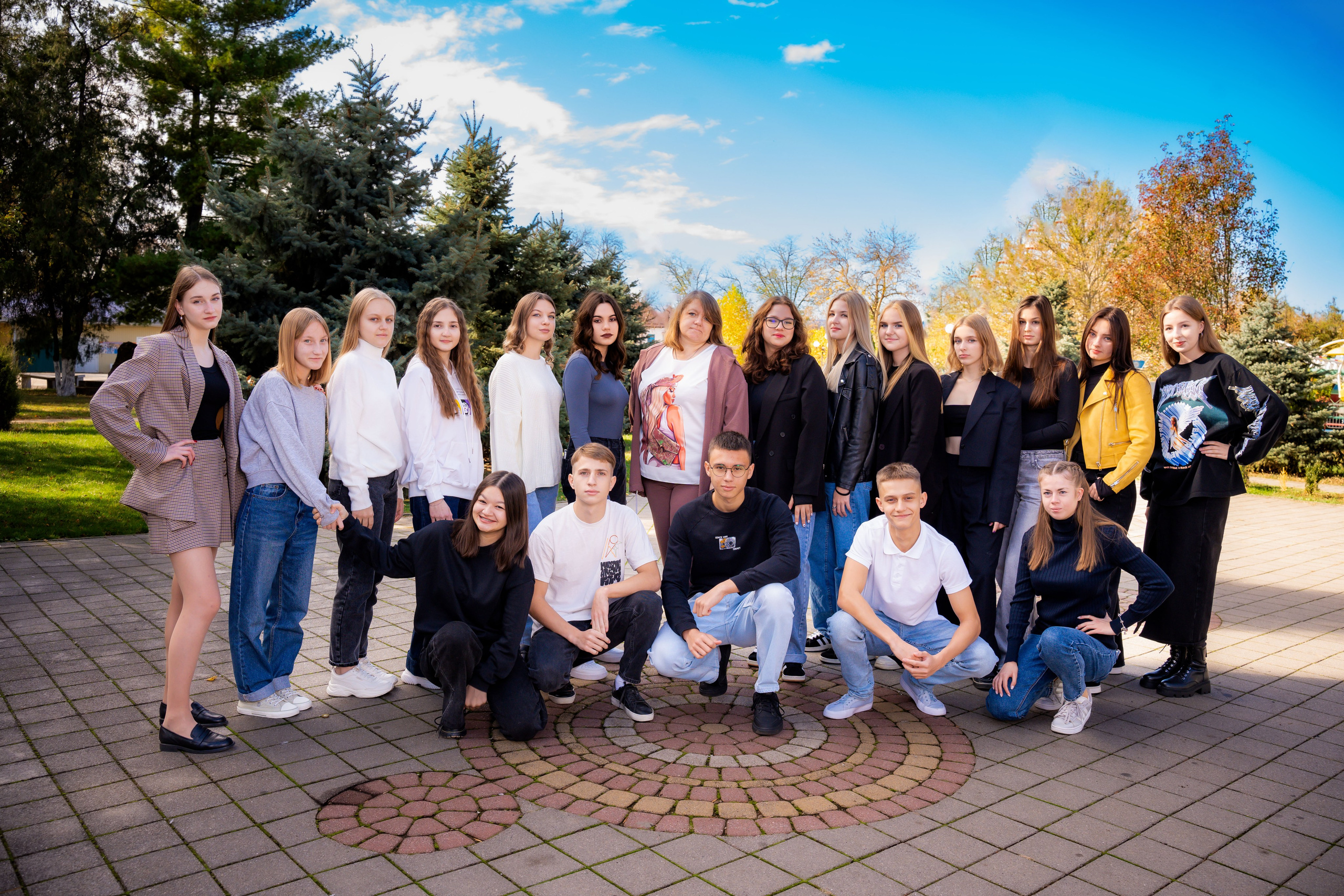 Групповые фотографии. ProAlbom — Выпускные альбомы в Кореновске и Краснодарском крае