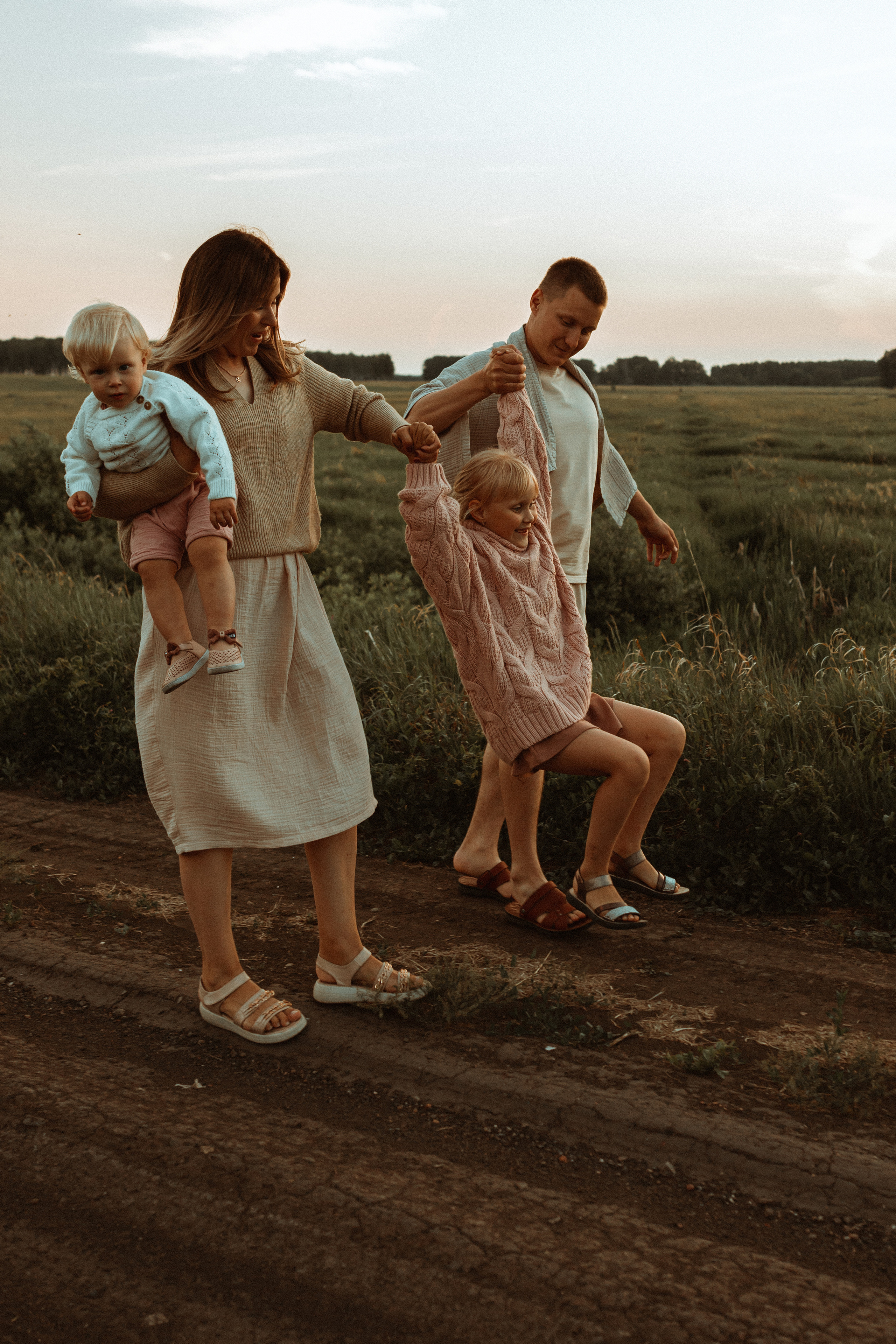 Ксения и Алексей. Семейный фотограф lifestyle в Новосибирске Елена Шпилевая