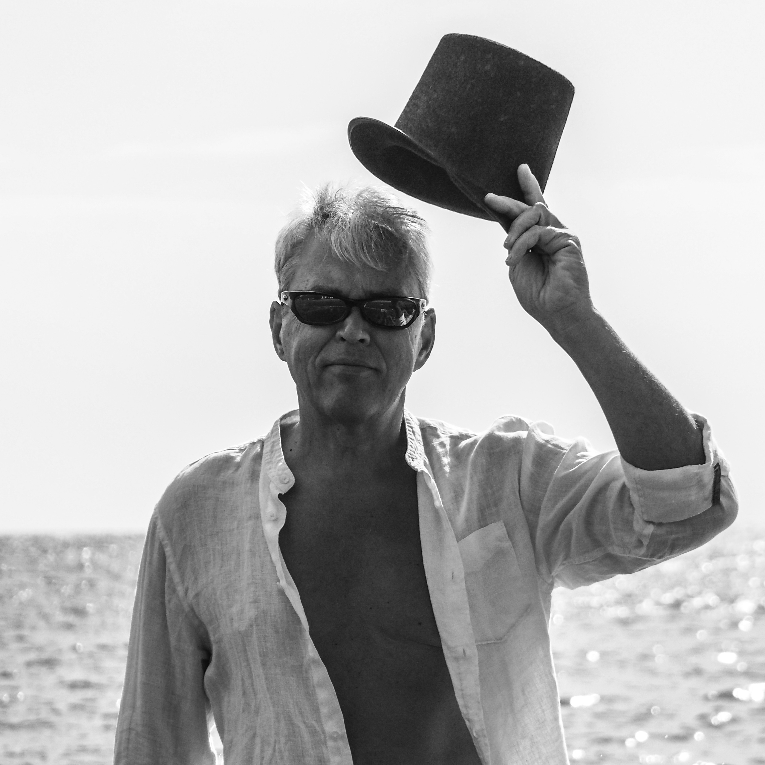 Black and white look. Фотограф