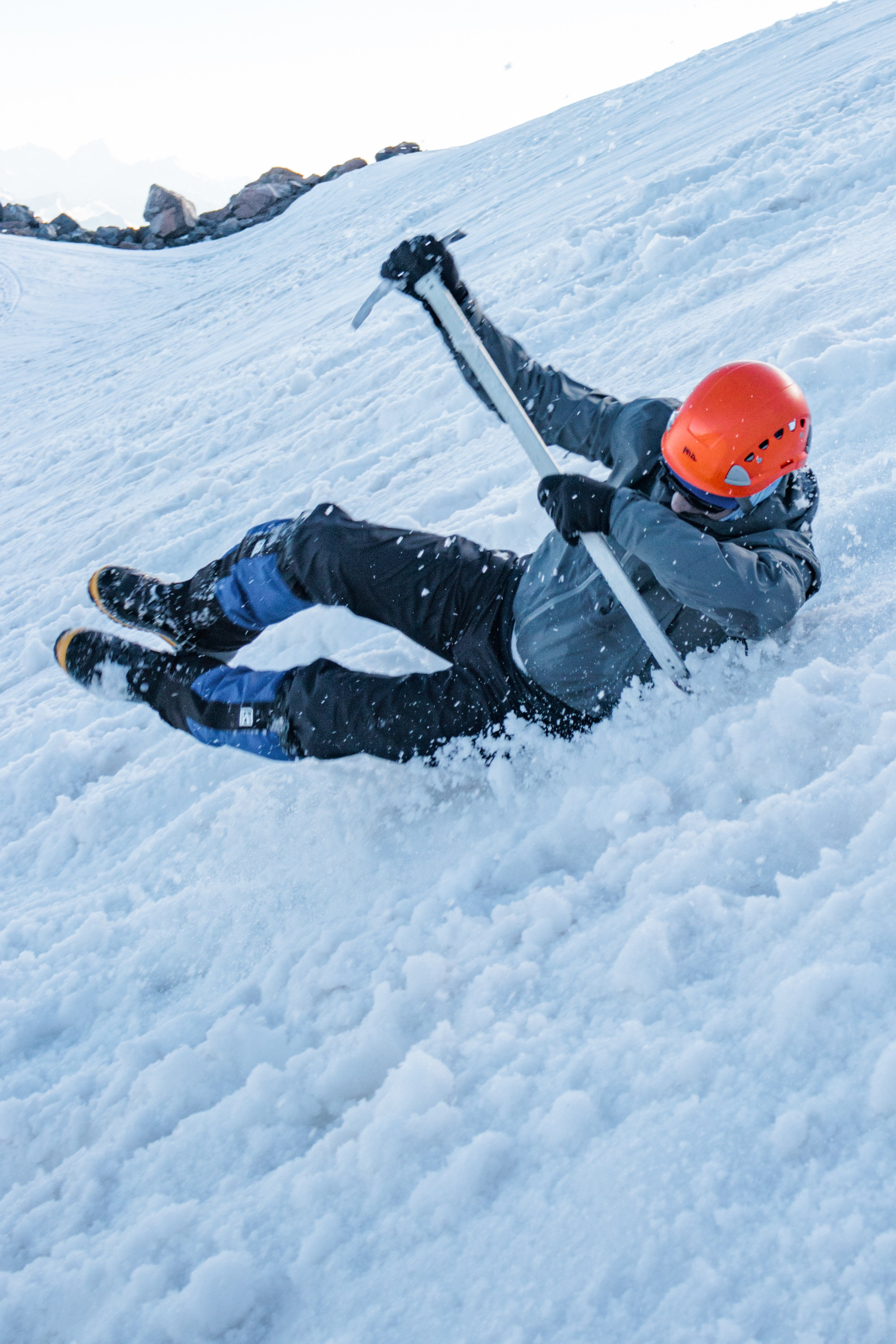 Снежно-ледовые занятия. Фотограф на трекинг и восхождение Эльбрус, Приэльбрусье. Елизавета Бобок