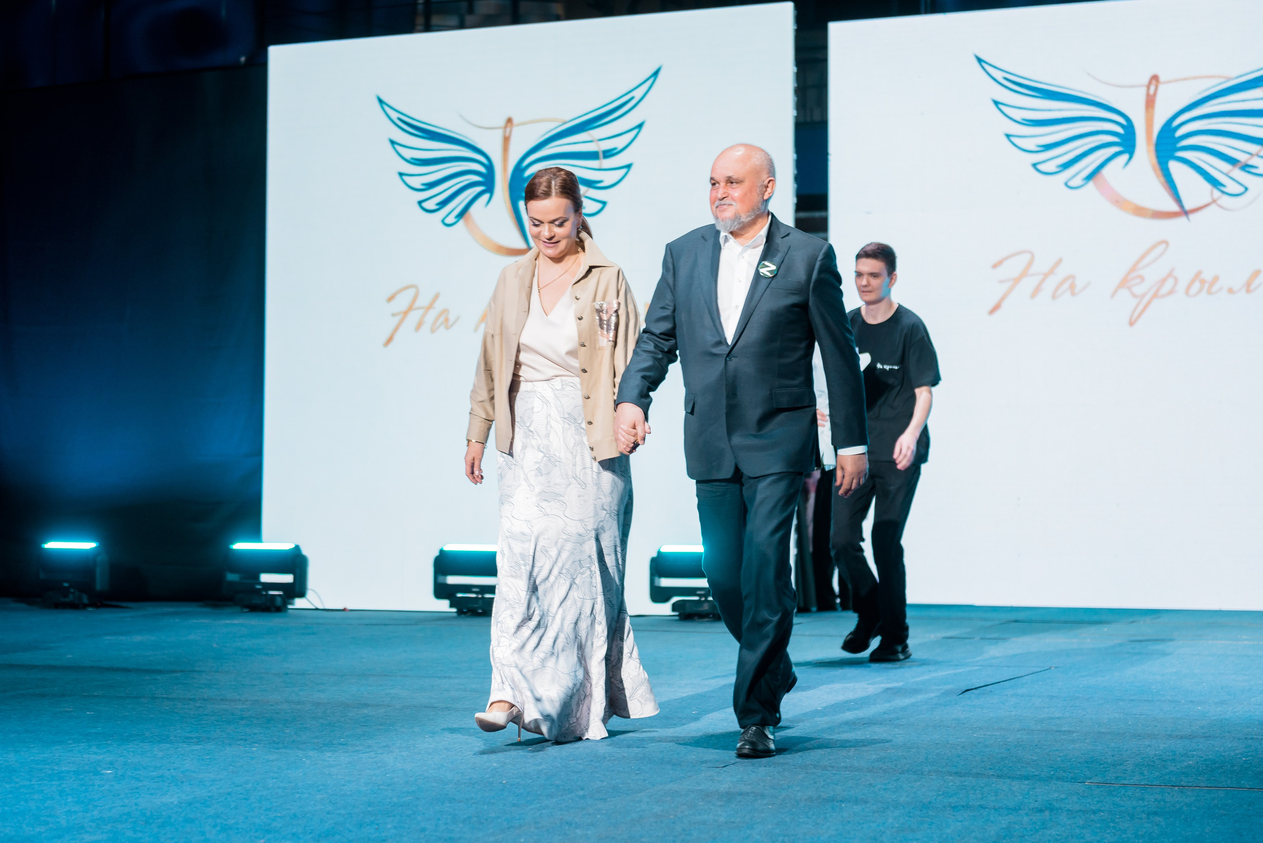 На Крыльях в Ледовом Дворце 2023. Детский фотограф, семейный фотограф и репортажи в Кемерово