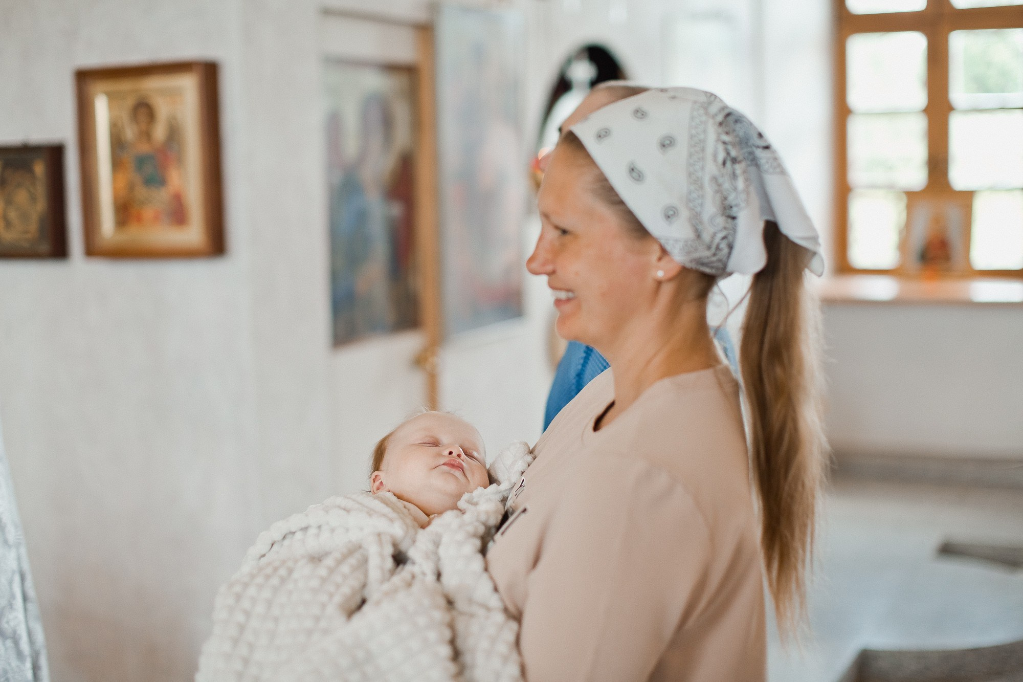 КРЕЩЕНИЕ ДЕНИСА. Семейный фотограф новорождённых в Серпухове Юлия Новикова +79637785957