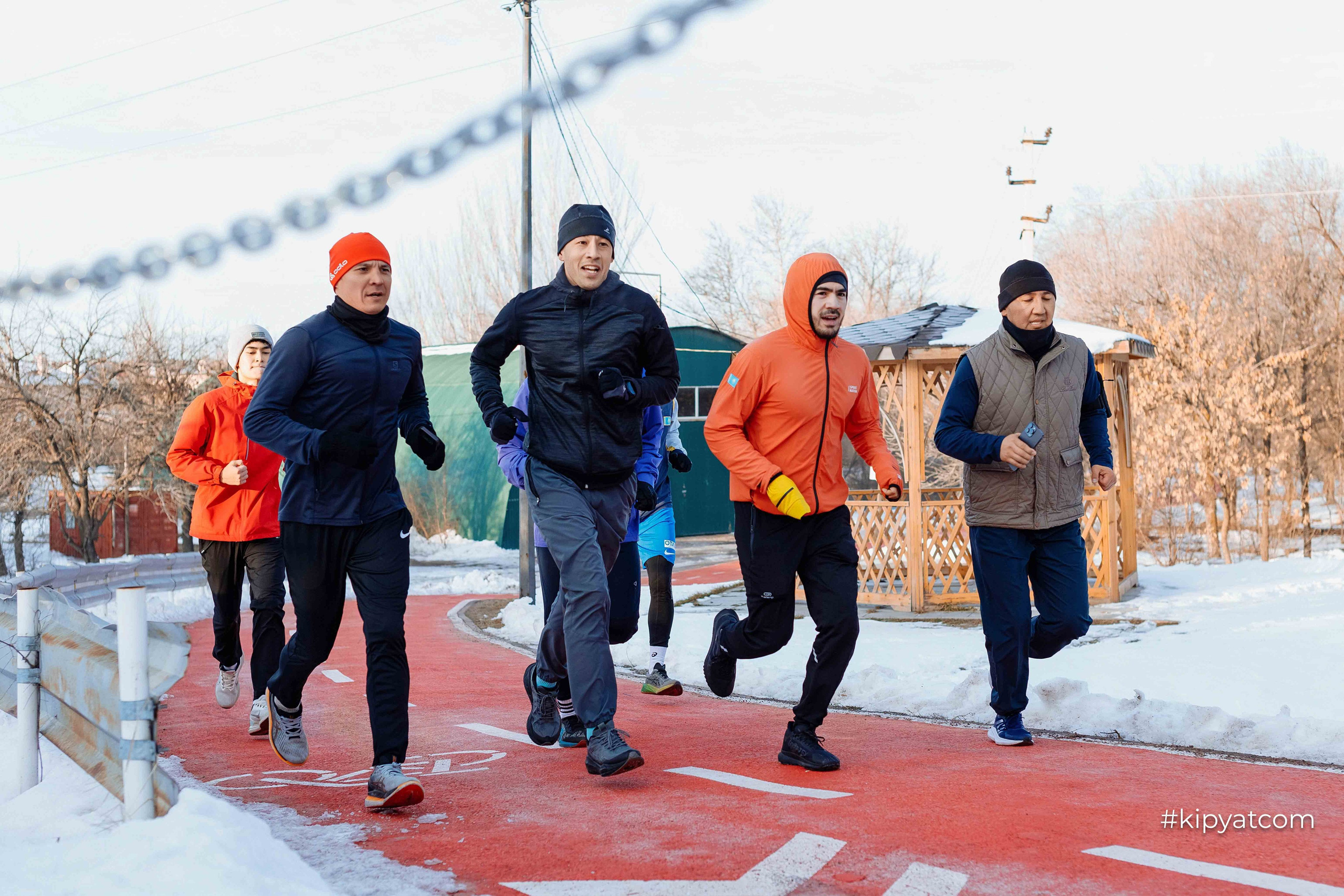 RUNHARD BY SPORTNATION