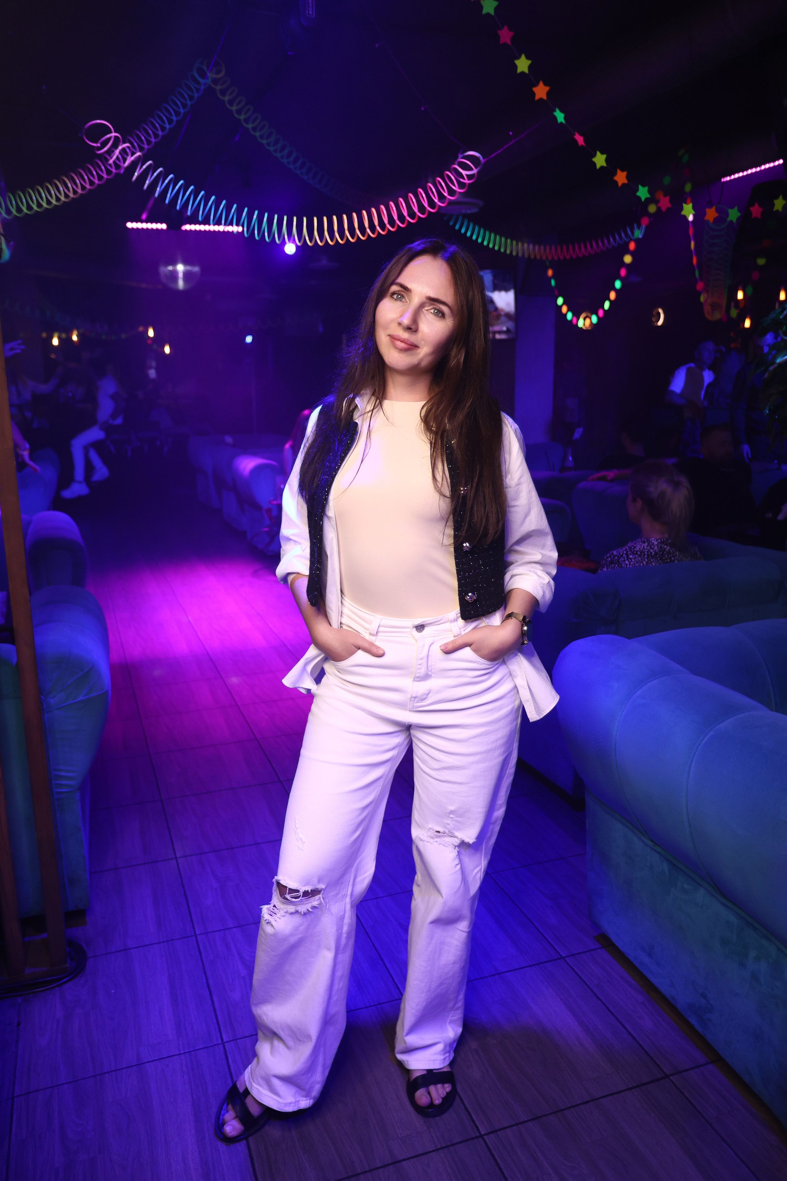 Neon Party 01.08.25. Мята Спортивная — Кальянная, караоке, бар в Минске