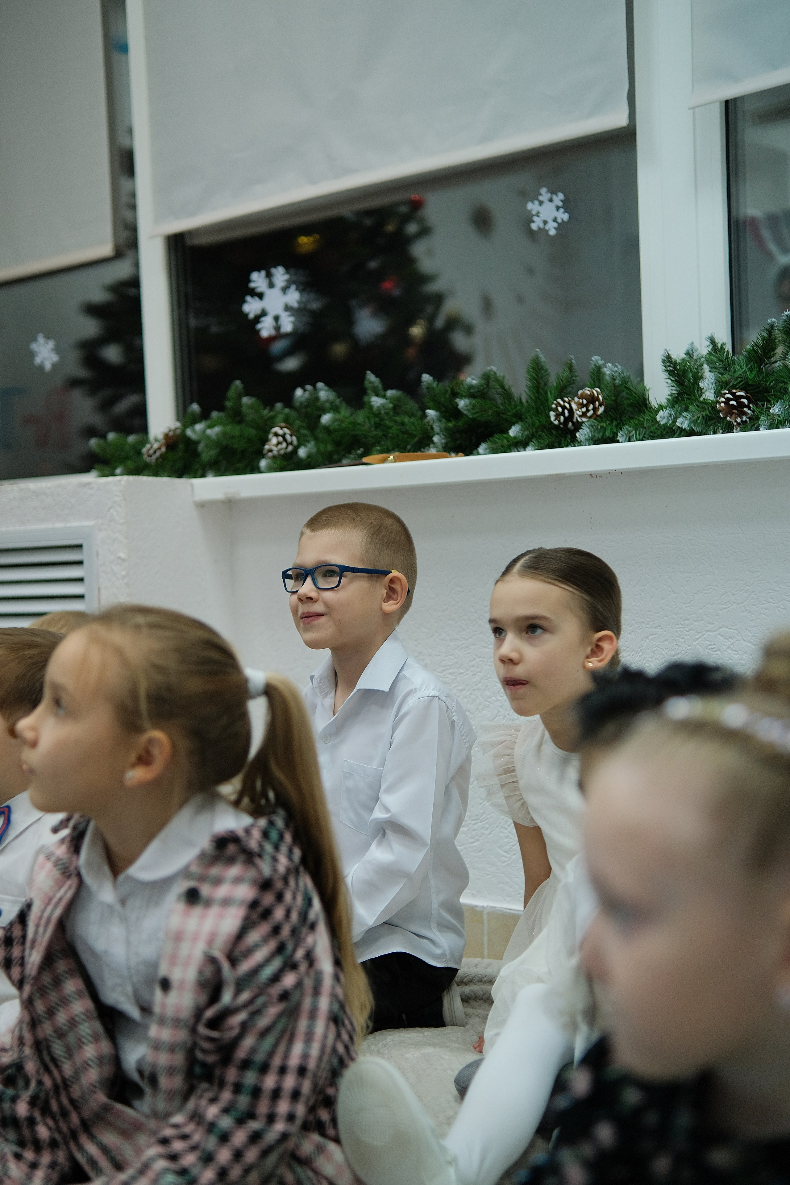 Мир знаний (Новогодний утренник). Serg_film