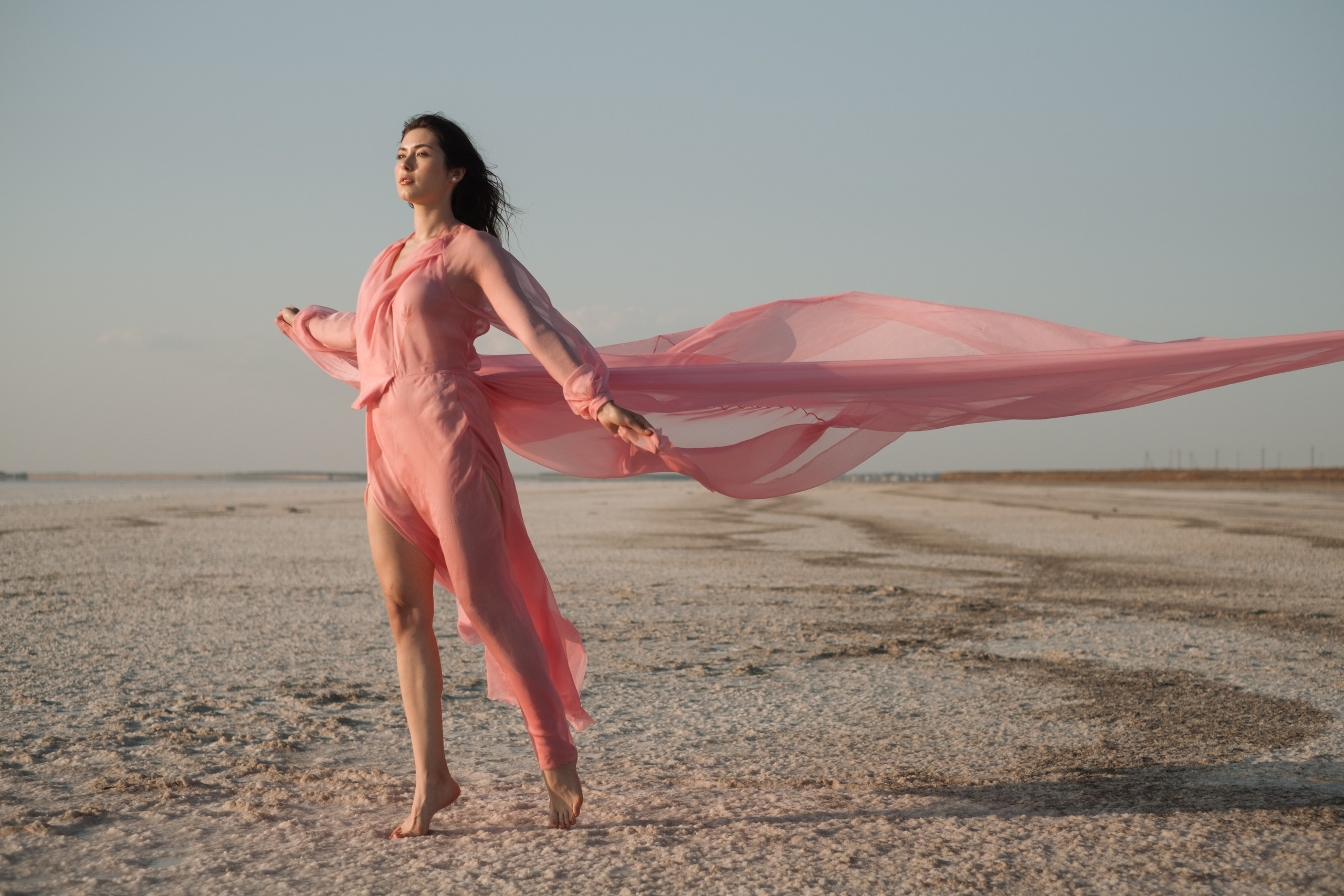 Фотосессия в садах: Персик, лаванда, мак, виноград, подсолнух, ромашка, сирень и др. Профессиональная фотосъемка в Крыму. Натуральные эмоции и живые кадры. Забронируйте дату прямо сейчас!