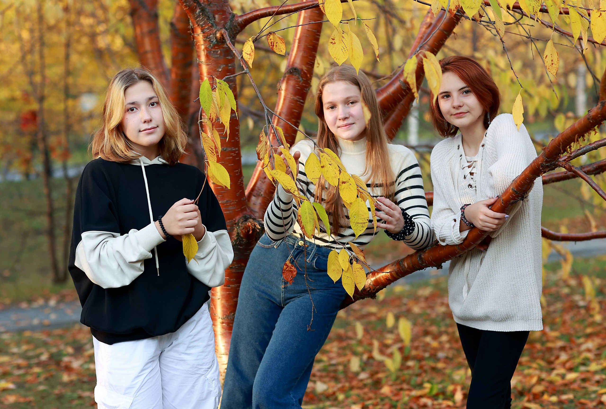 ОСЕННИЕ ФОТО. Илона Кулева | Выпускные альбомы и съемка спорта в Сургуте