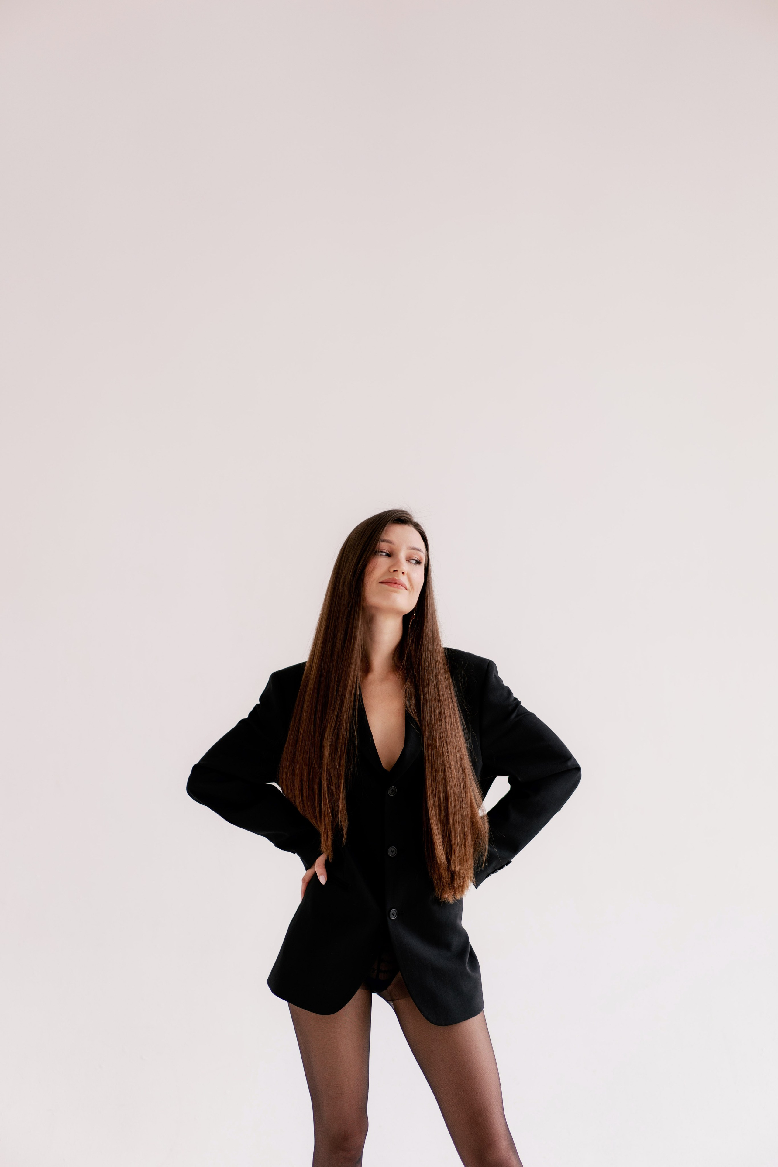 Женские портреты в студии. Портреты студия Москва. Модельные тесты. Lovestory студия в Москве. Женсий фотограф