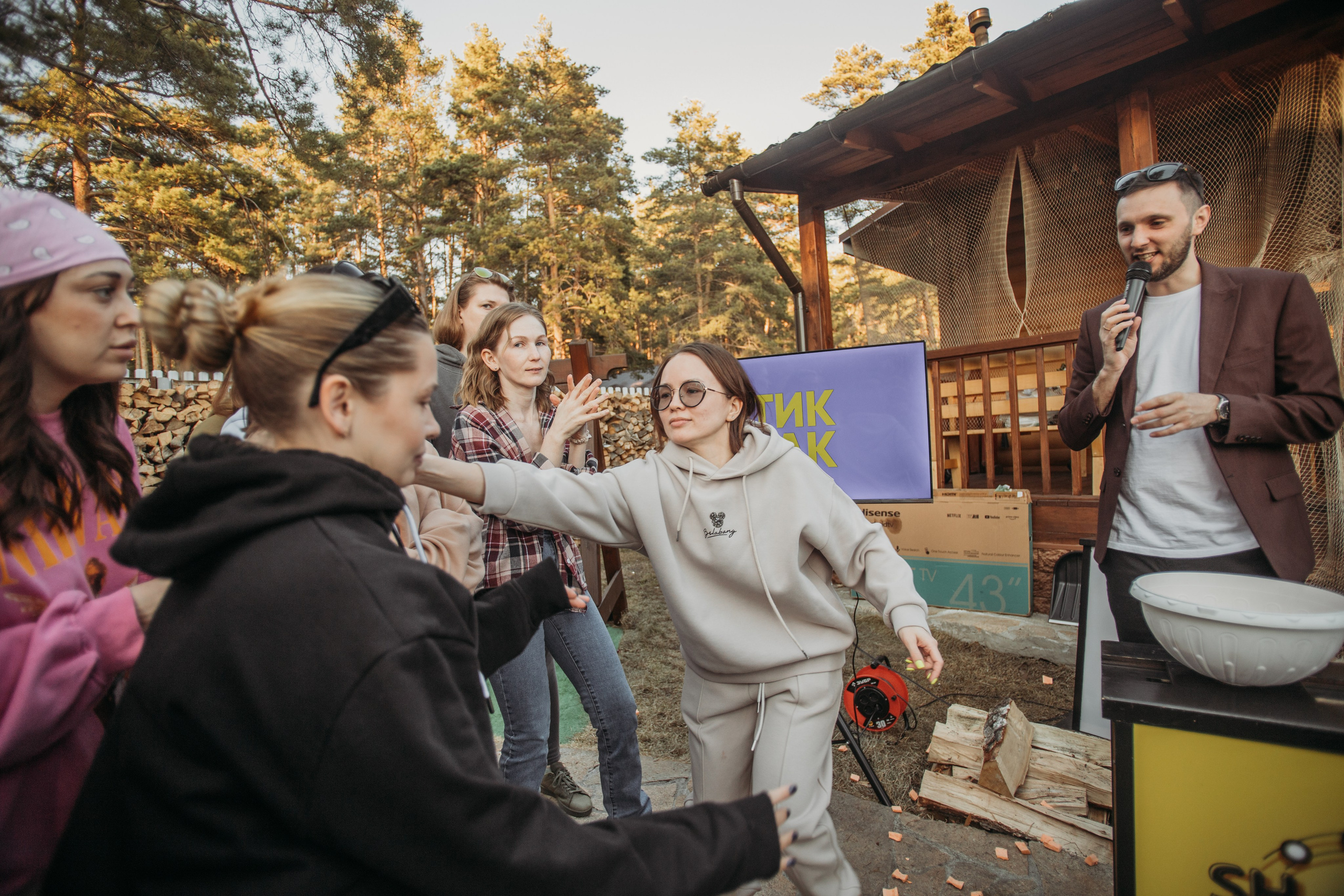 Корпоратив Muza_Arts. Венера Гайн. Репортажный фотограф  Тюмень. Обучение фотографии с 0