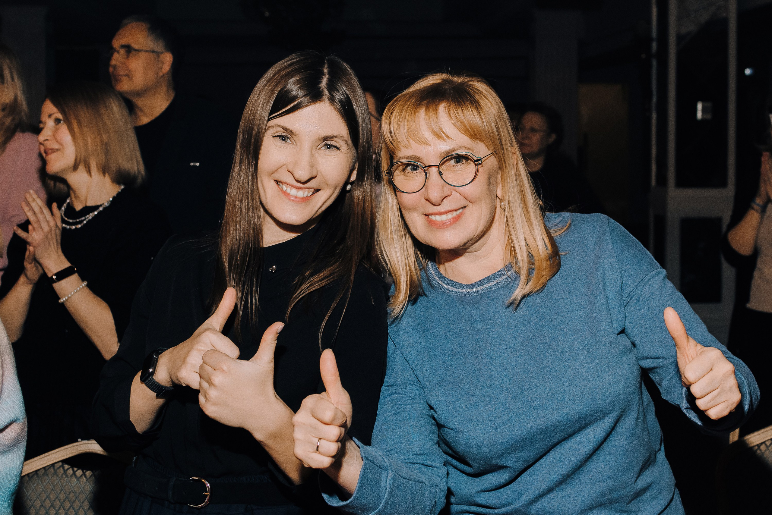 СПЕКТАКЛЬ «ВОЛШЕБНЫЕ ОЧКИ» ОПТИК-ЦЕНТР. Репортажный фотограф Зуев Роман г. Челябинск