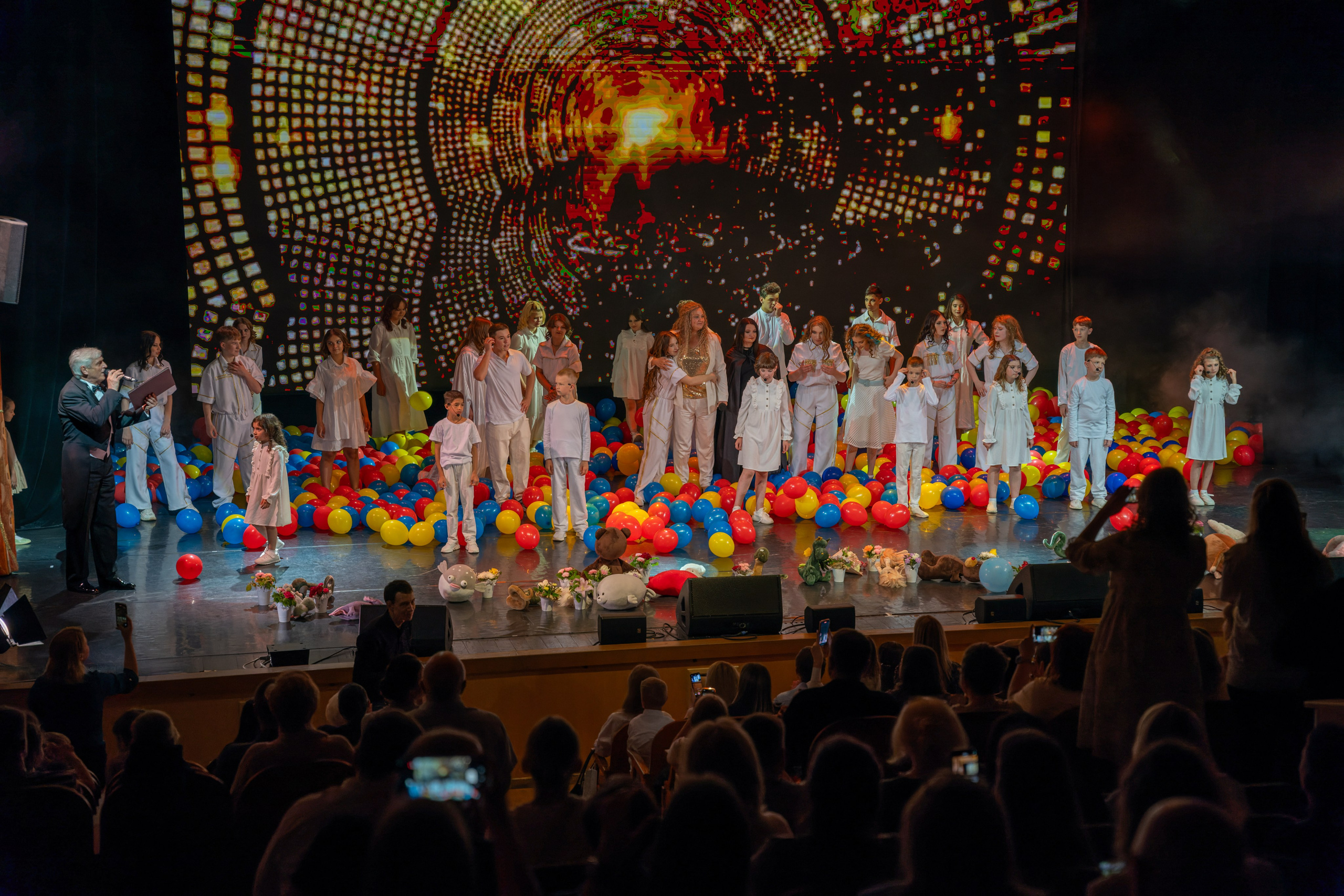 Съёмка благотворительного спектакля «Новая история деревянного мальчика». «Студия DRONAVT`s» — видеосъёмка и фотография г. Москва