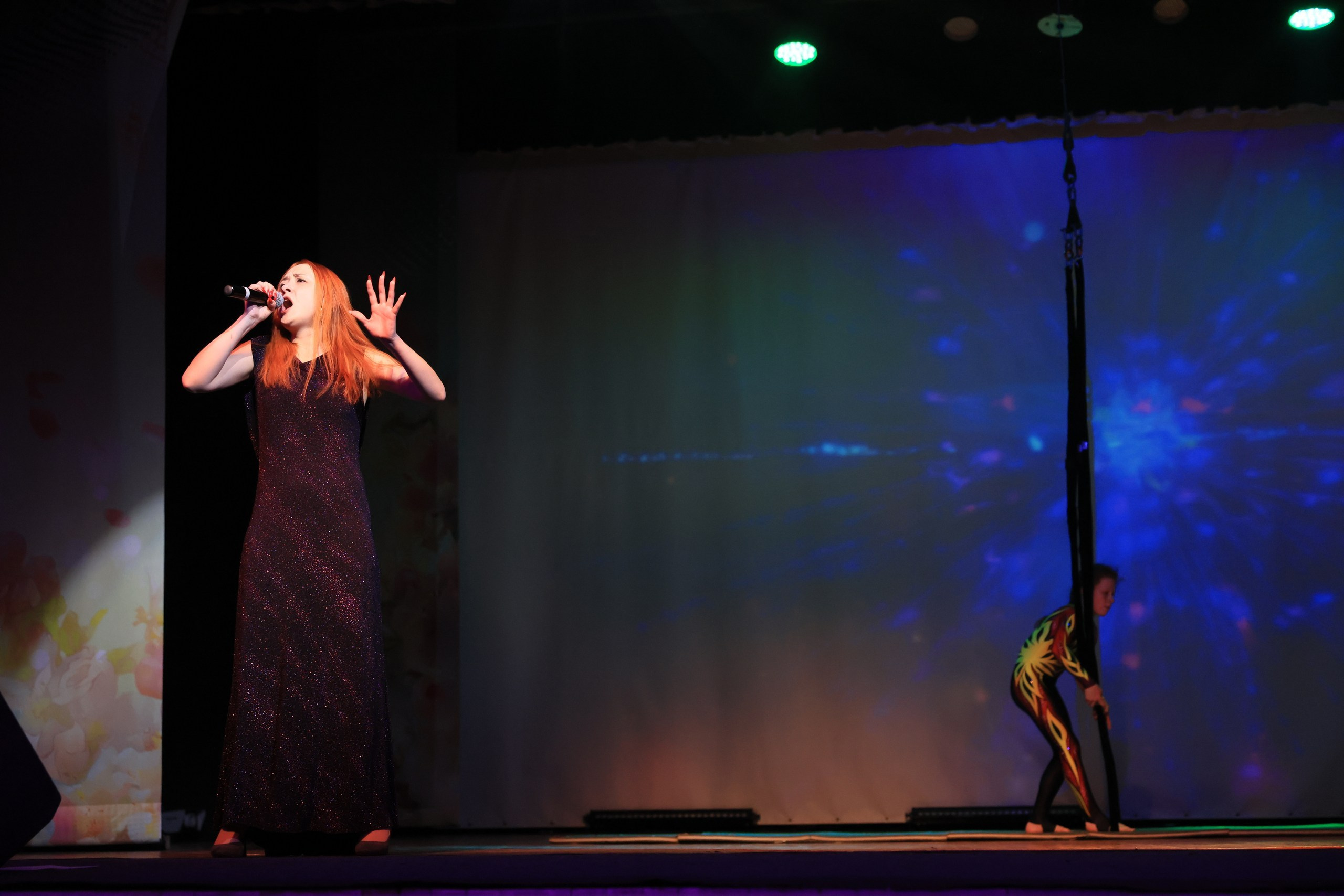 Концерт к 8 Марта в ДК «Металлург» г. Тула. Фотограф в Туле Крупский АнДРей. Фотостудия «КАДР71» в Туле