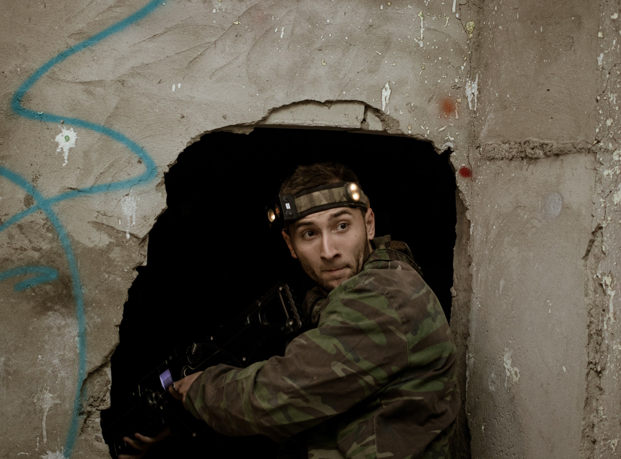 Лазертаг на заводе ЗИП. Репортажный, промышленный и маркетплейс-фотограф Дмитрий Чернат