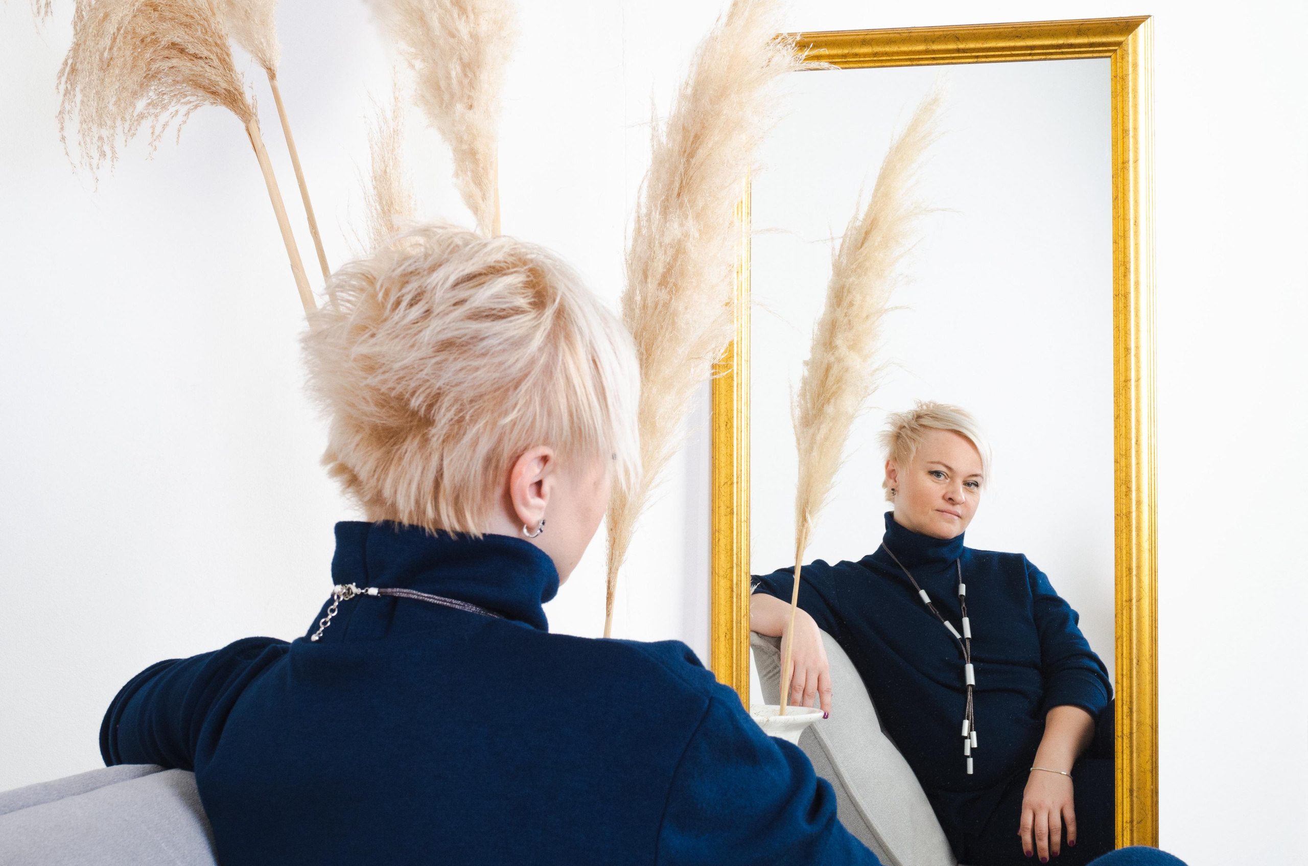 Фотосессия с зеркалом и игра с отражением