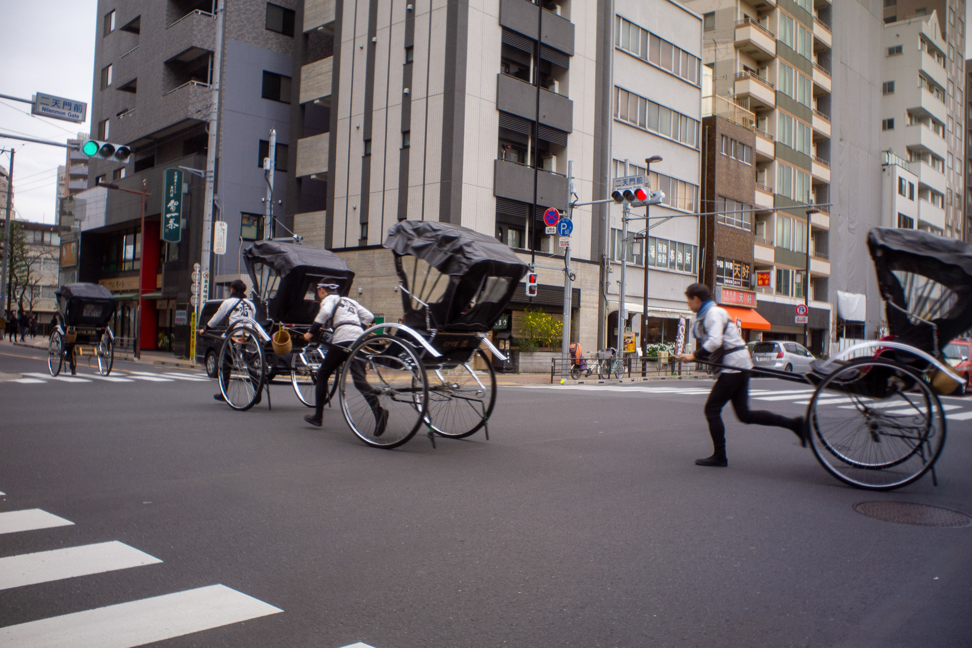 Фотографии из Книги "FLASHBACK". Рекламный и коммерческий фотограф | Георгий Романов