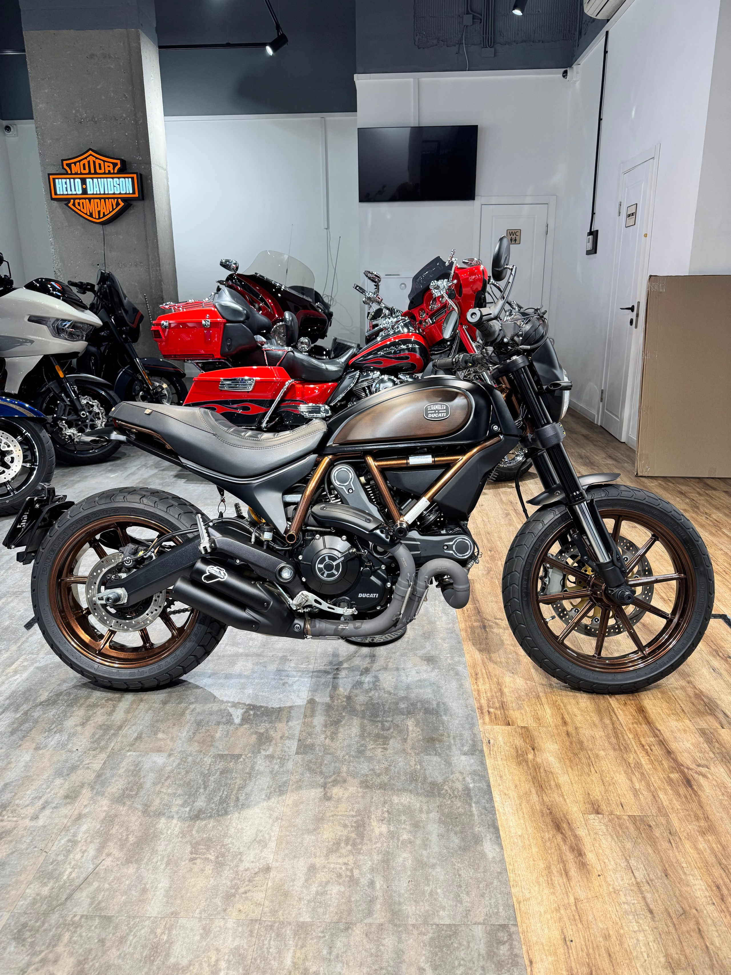 Ducati Scrambler (Italia Independent). Hello Davidson, Москва. Только хорошие мотоциклы…