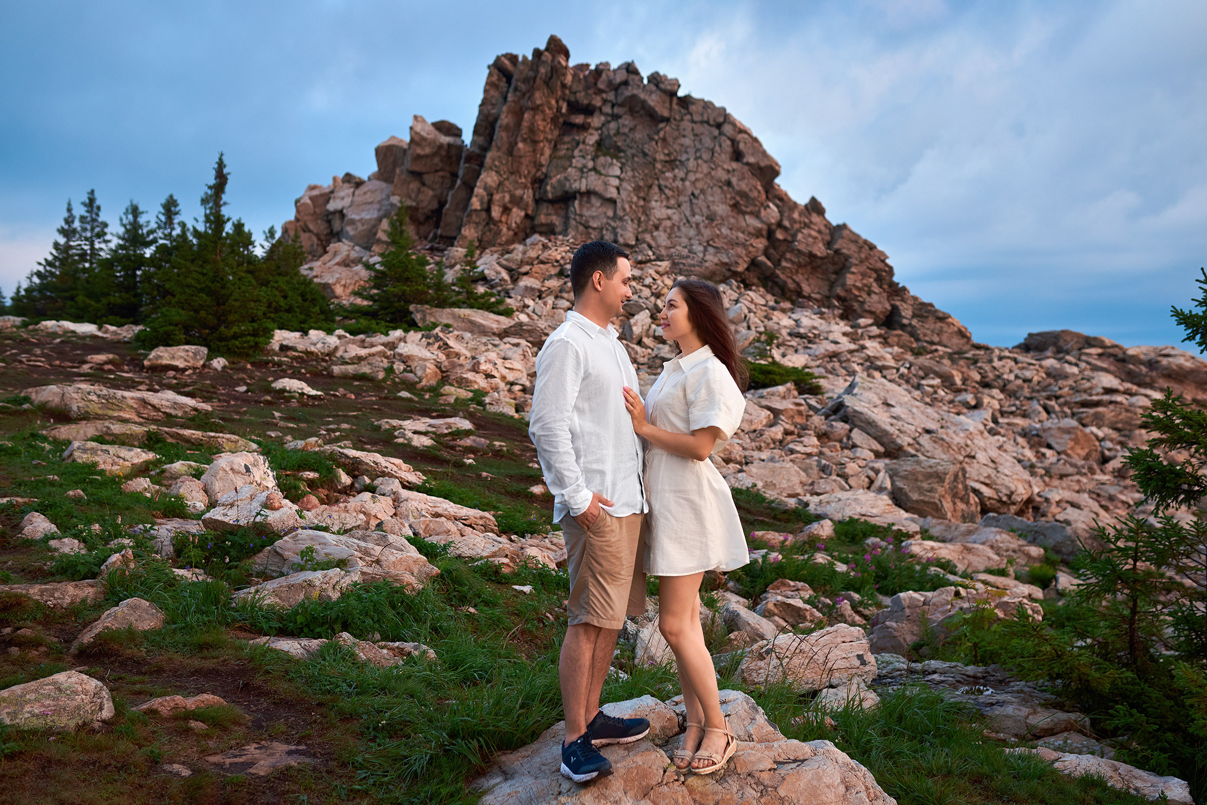 Фотосессия Love story фотограф озерск фотограф екатеринбург фотограф челябинск свадебный фотограф лучший свадебный фотограф wedding свадьба фото фотограф Анатолий Банников необычная фотосессия в горах