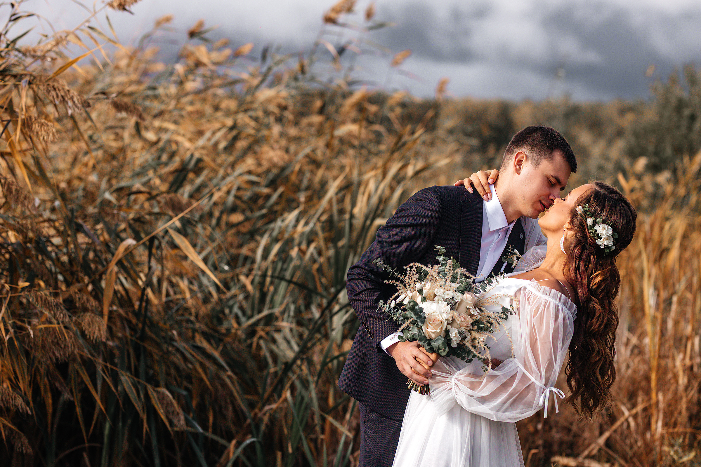 Фотосессия Love story фотограф озерск фотограф екатеринбург фотограф челябинск свадебный фотограф лучший свадебный фотограф wedding свадьба фото фотограф Анатолий Банников необычная фотосессия в горах