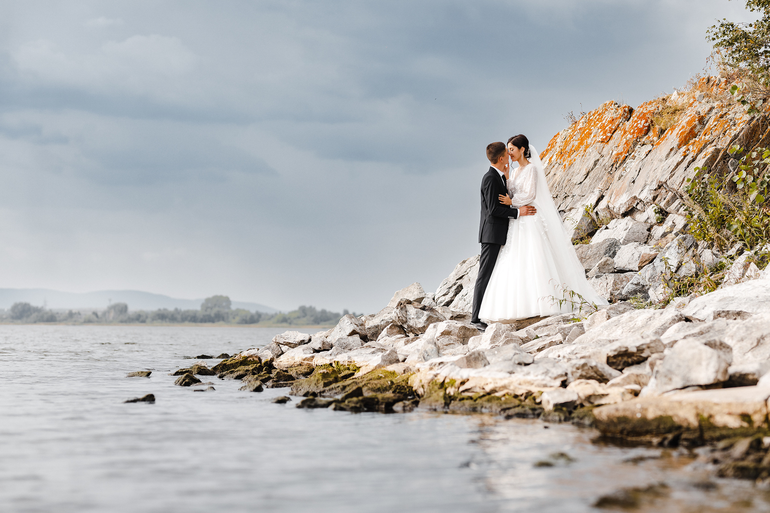 Фотосессия Love story фотограф озерск фотограф екатеринбург фотограф челябинск свадебный фотограф лучший свадебный фотограф wedding свадьба фото фотограф Анатолий Банников необычная фотосессия в горах