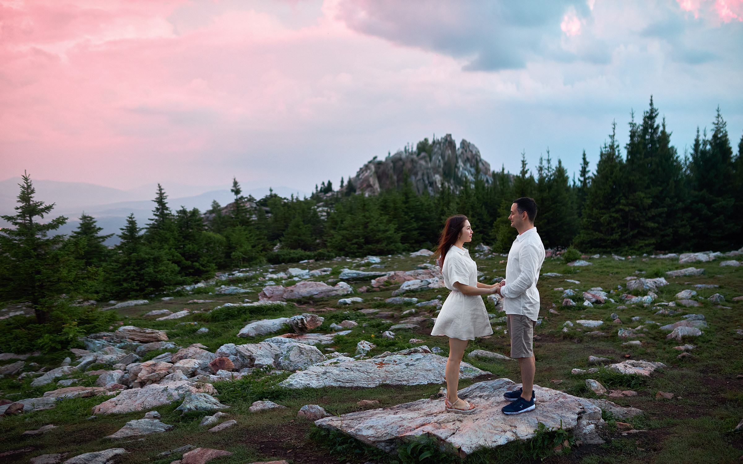Фотосессия Love story фотограф озерск фотограф екатеринбург фотограф челябинск свадебный фотограф лучший свадебный фотограф wedding свадьба фото фотограф Анатолий Банников необычная фотосессия в горах