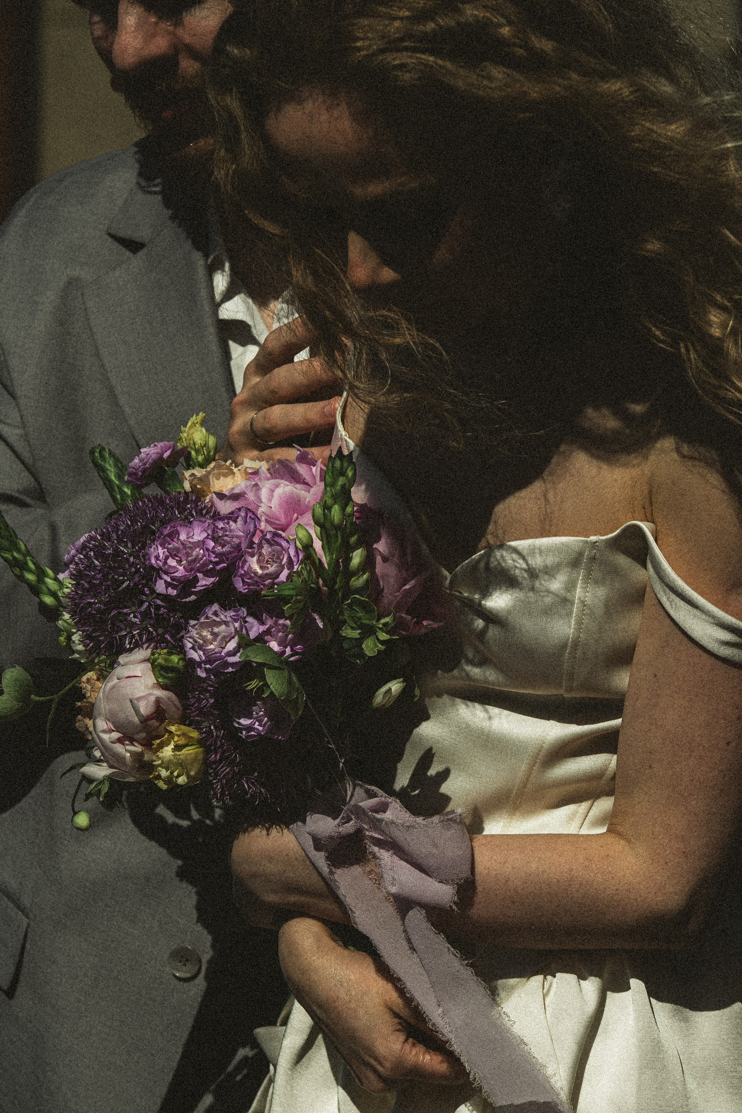 СВАДЕБНАЯ ПРОГУЛКА ПО ПЕТРОГРАДКЕ ВЕСНОЙ. СВАДЕБНАЯ ФОТОСЕССИИЯ НА ПЕТРОГРАДКЕ. Профессиональный фотограф, Санкт-Петербург — Виктория Богомолова