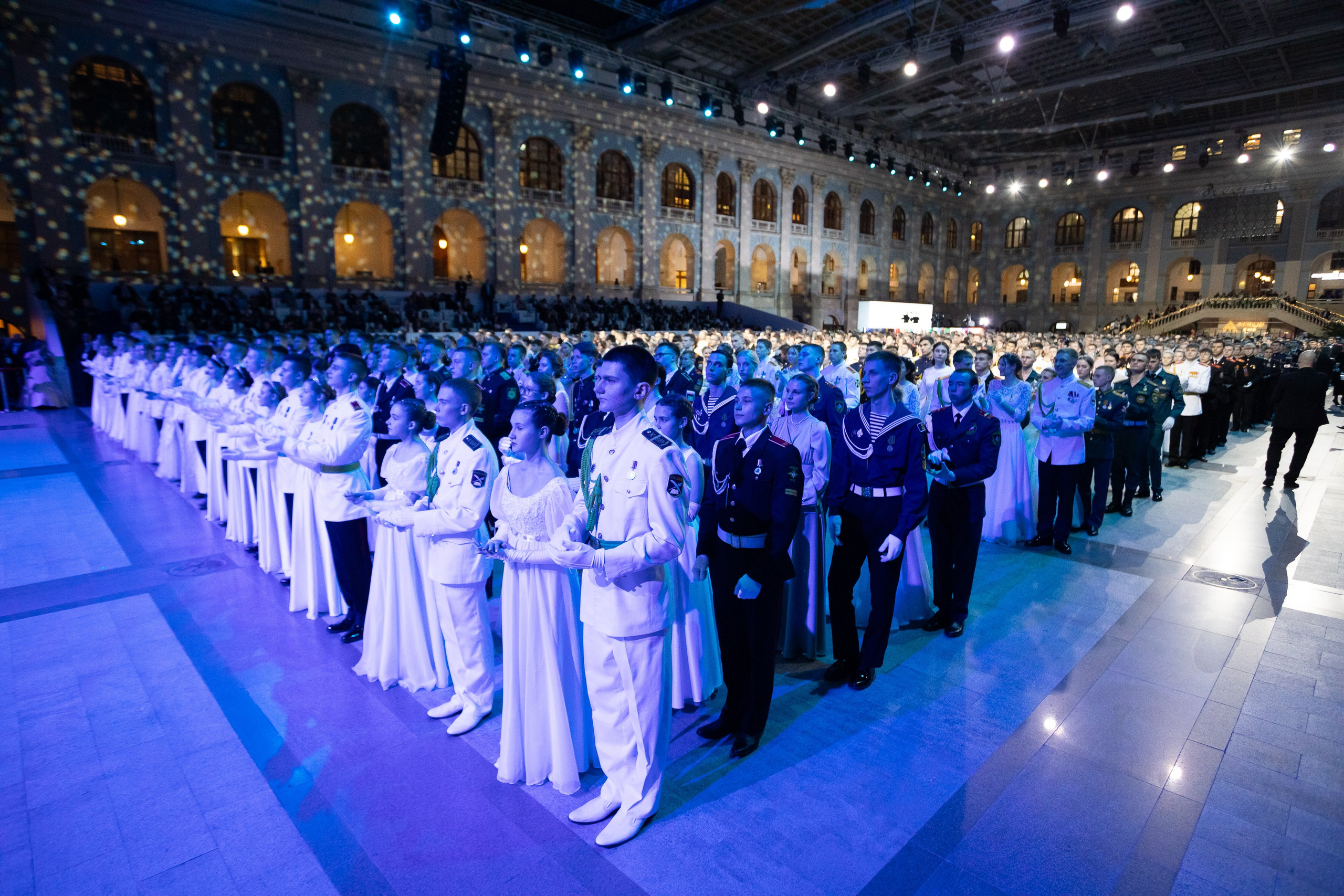 Кадетский бал. VICTOR SAPOZHNIKOV