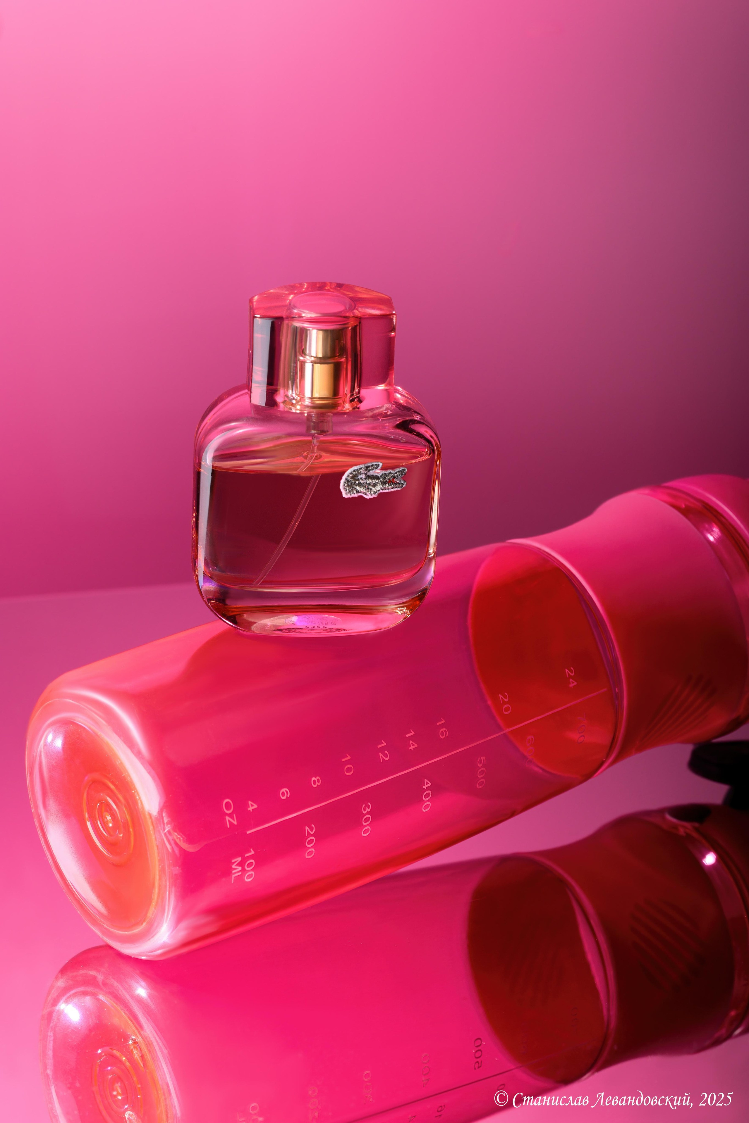 Предметы с глянцевой поверхностью. Предметный фотограф в Москве Станислав Левандовский