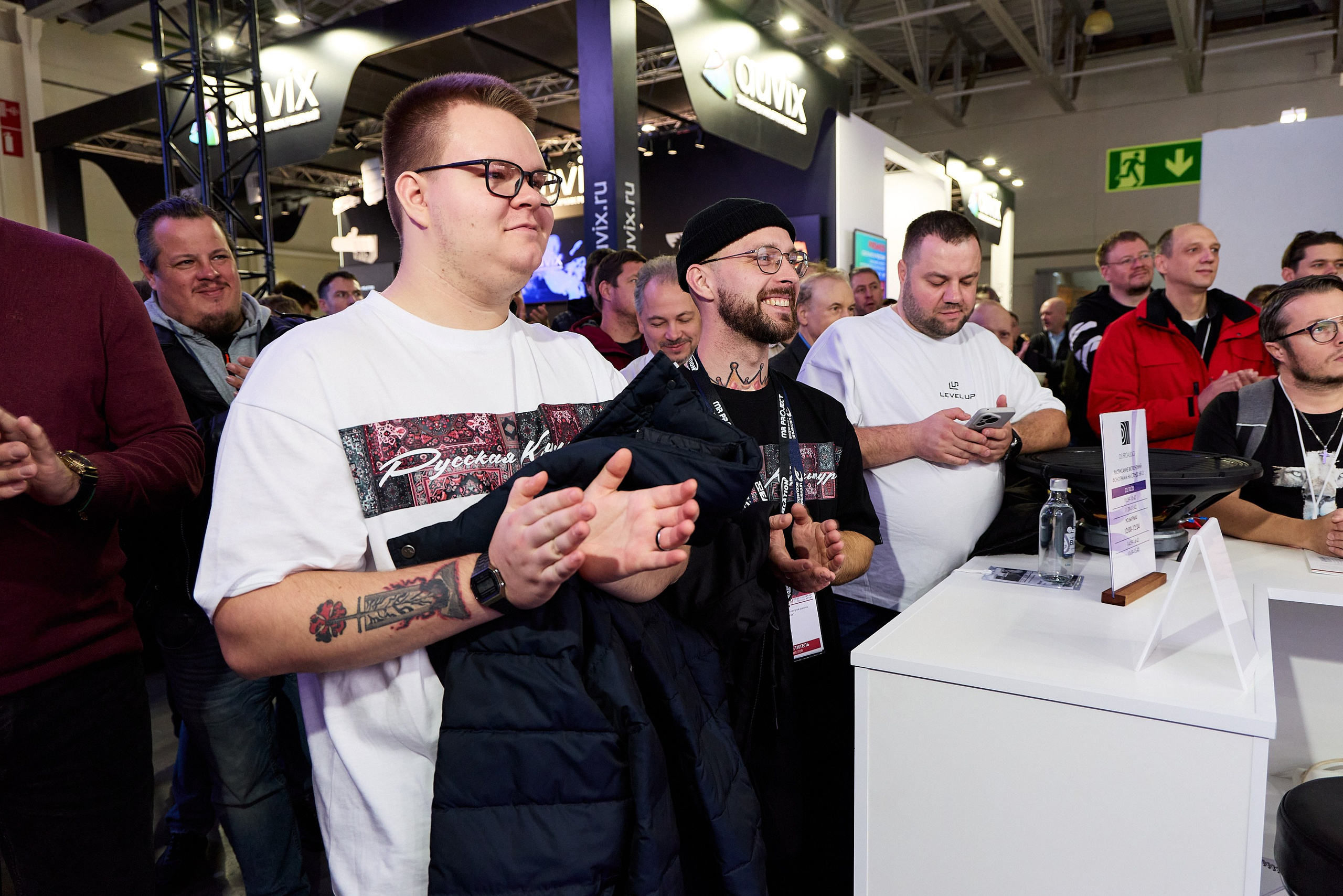 Фотография довольных участников выставки 