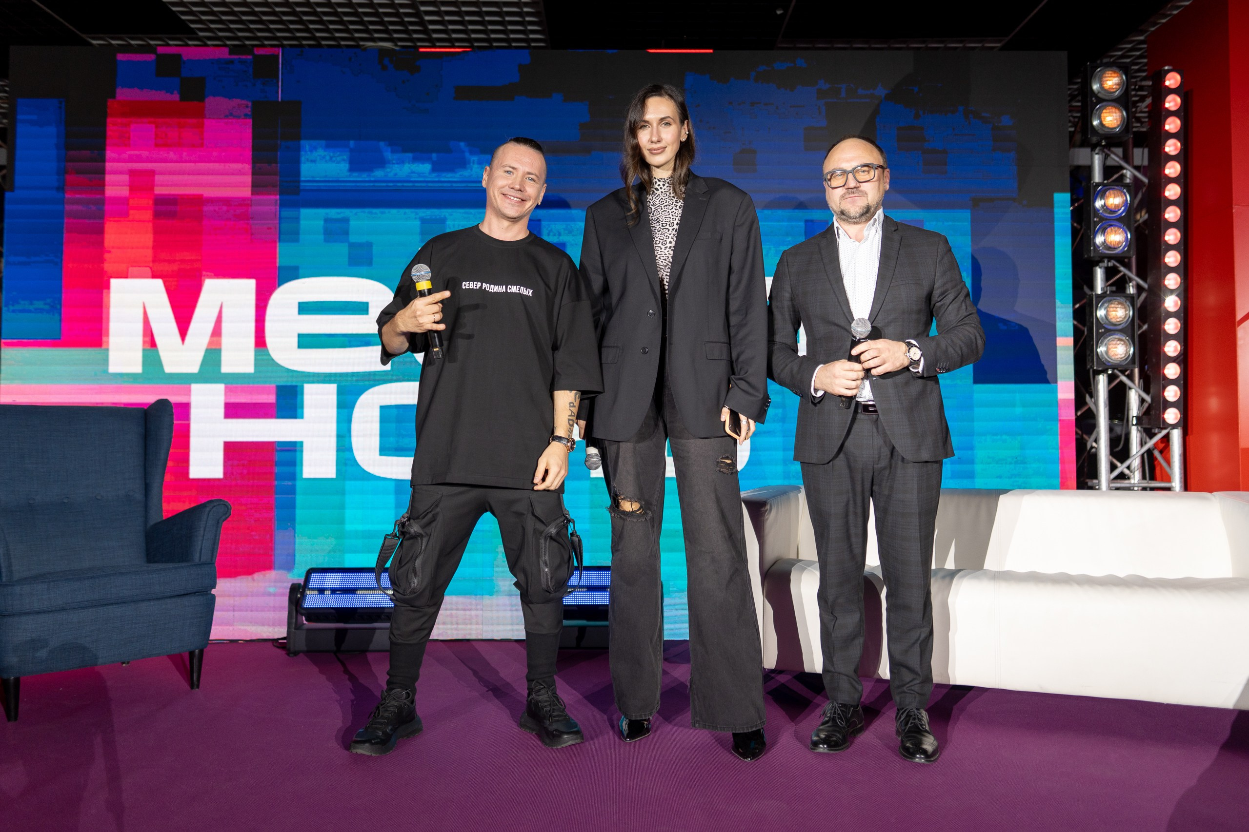 МЕДИАНОЧЬ 2024. Репортажный фотограф Красноярск Алекс Чампакхам