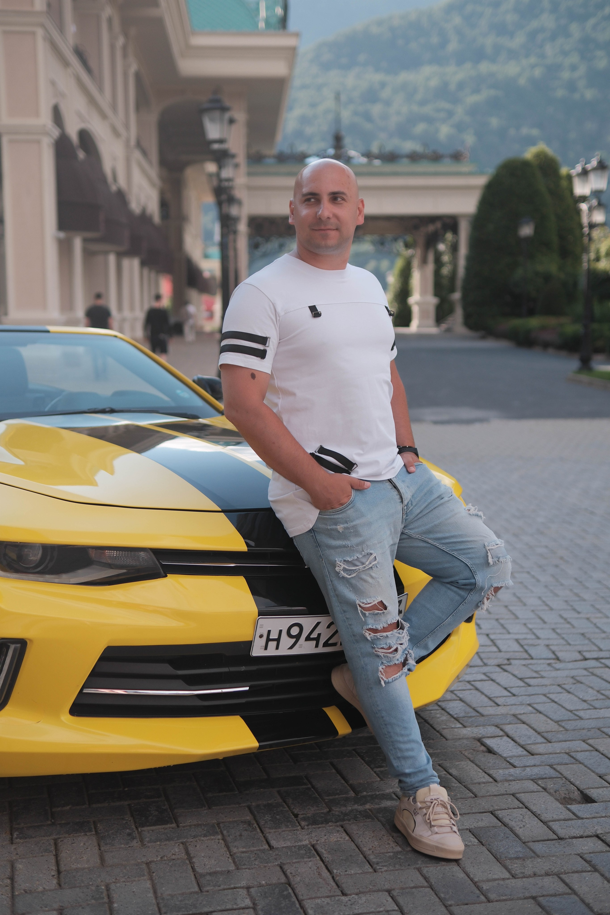 Дмитрий на кабриолете. Фотограф Черненко Дарья