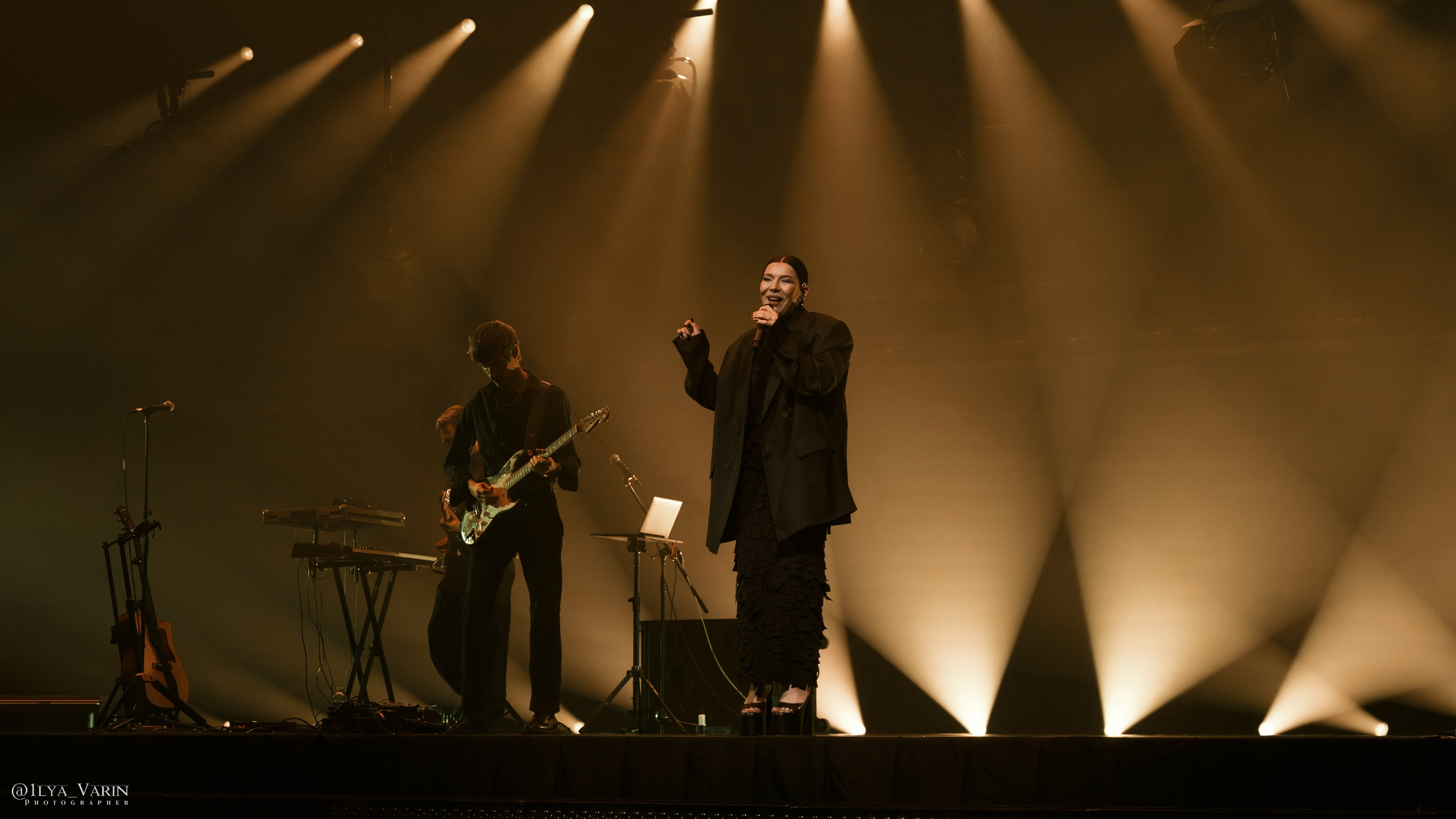 Концерт Ёлки. Илья Варин — Фотограф Москва, Тверь