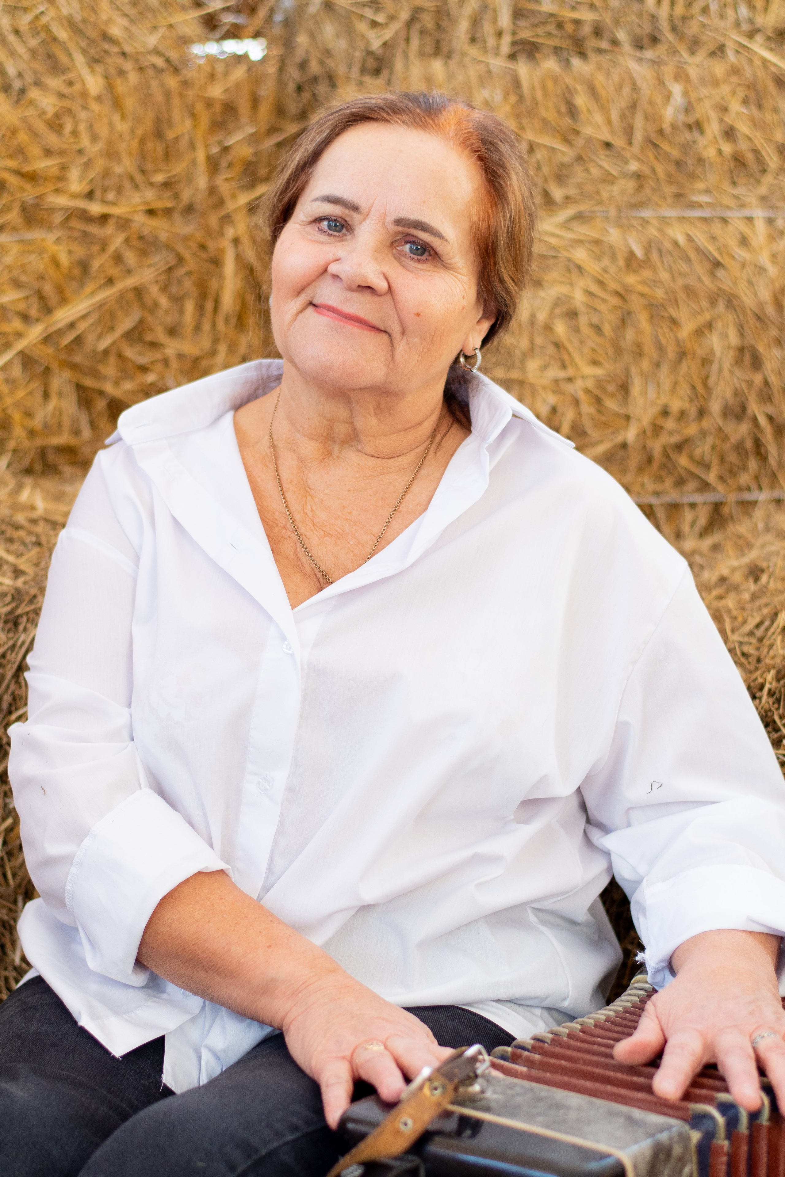 Оксана с семьей. Студийная съемка. Екатерина Бикбаева фотограф, видеограф, медиа-продюсер