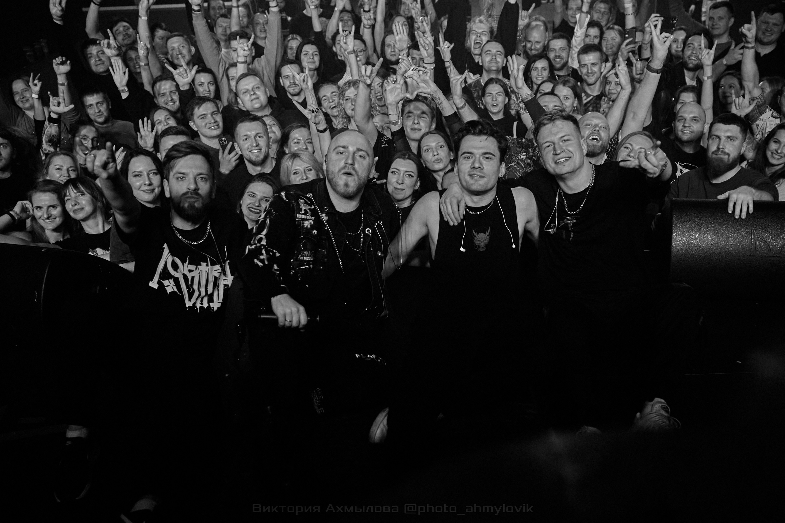 30.03.2024 iOstra Glastonberry. Виктория Ахмылова. Фотограф в Москве