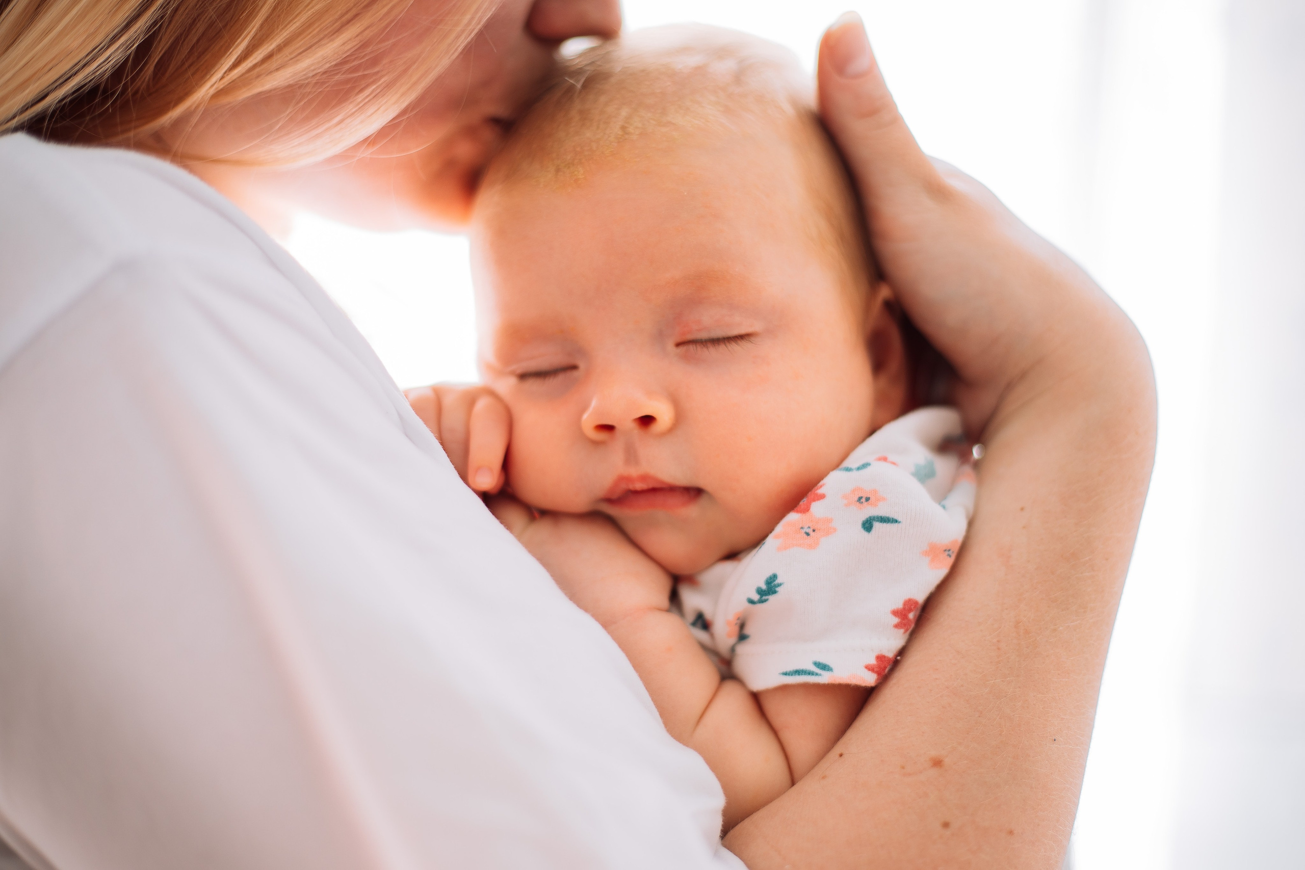 Семейная фотосессия в студии/дома
