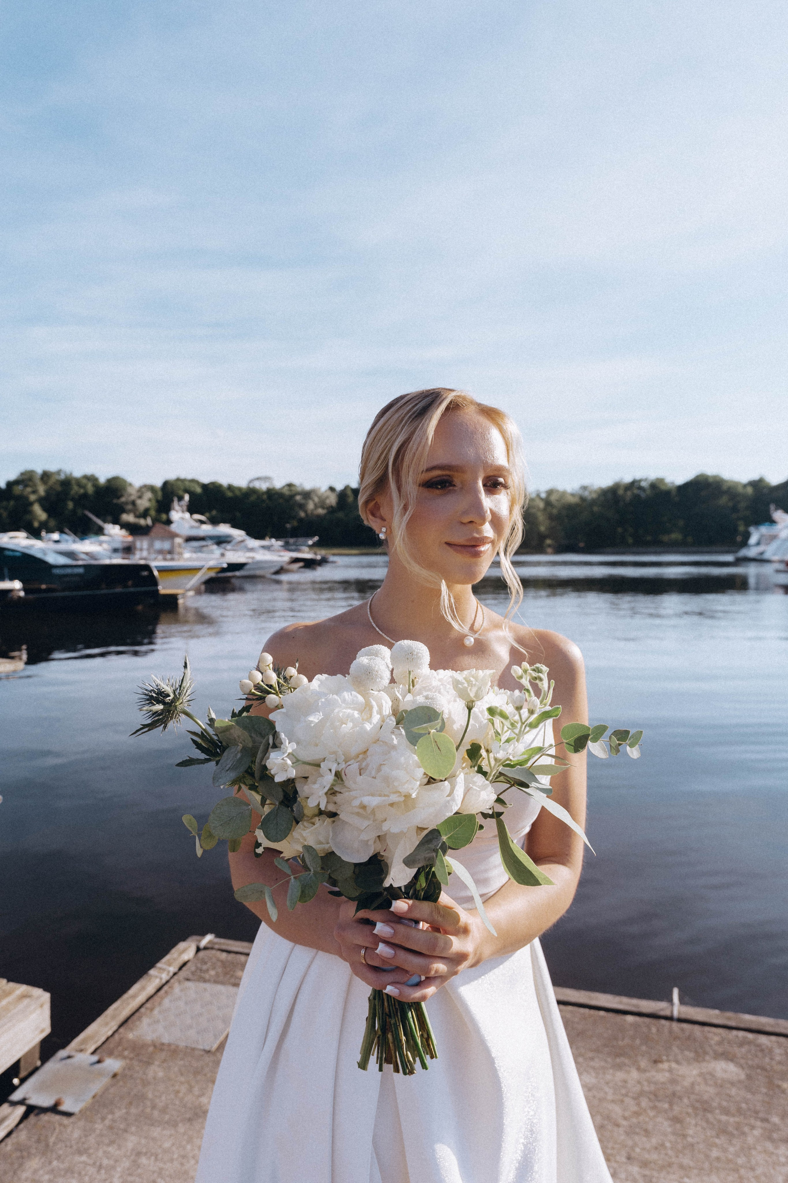 СВАДЕНБНАЯ СЬЕМКА НА КАТЕРЕ ПО КАНАЛАМ САНКТ-ПЕТЕРБУРГА И В АКВАТОРИИ НЕВЫ. Профессиональный фотограф, Санкт-Петербург — Виктория Богомолова