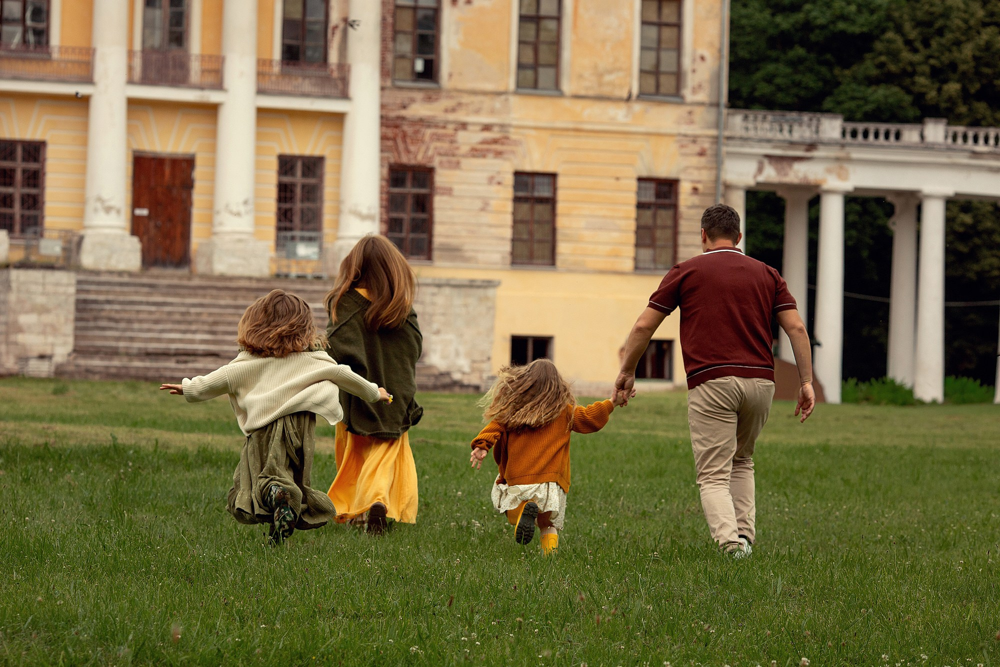 Семейная Фотосессия в исторической усадьбе. Tatyana Nadezhdina Family photographer