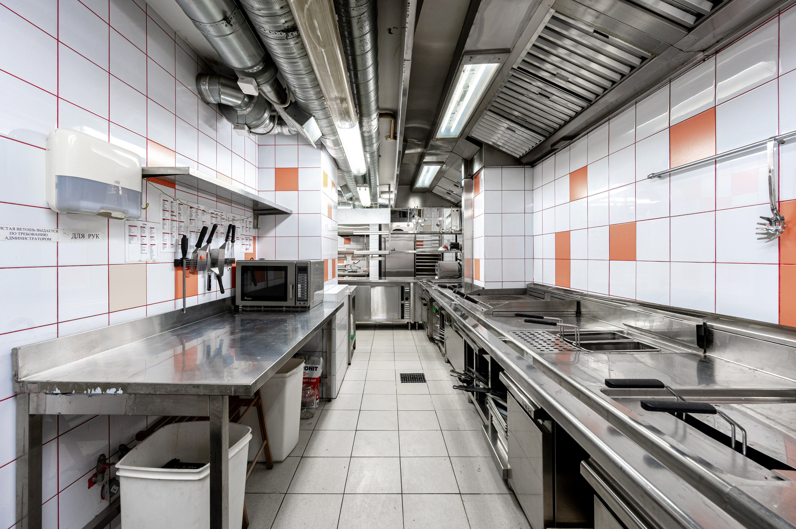 Ресторан на продажу. Интерьерный фотограф. Фото- видеосъемка недвижимости Санкт-Петербург