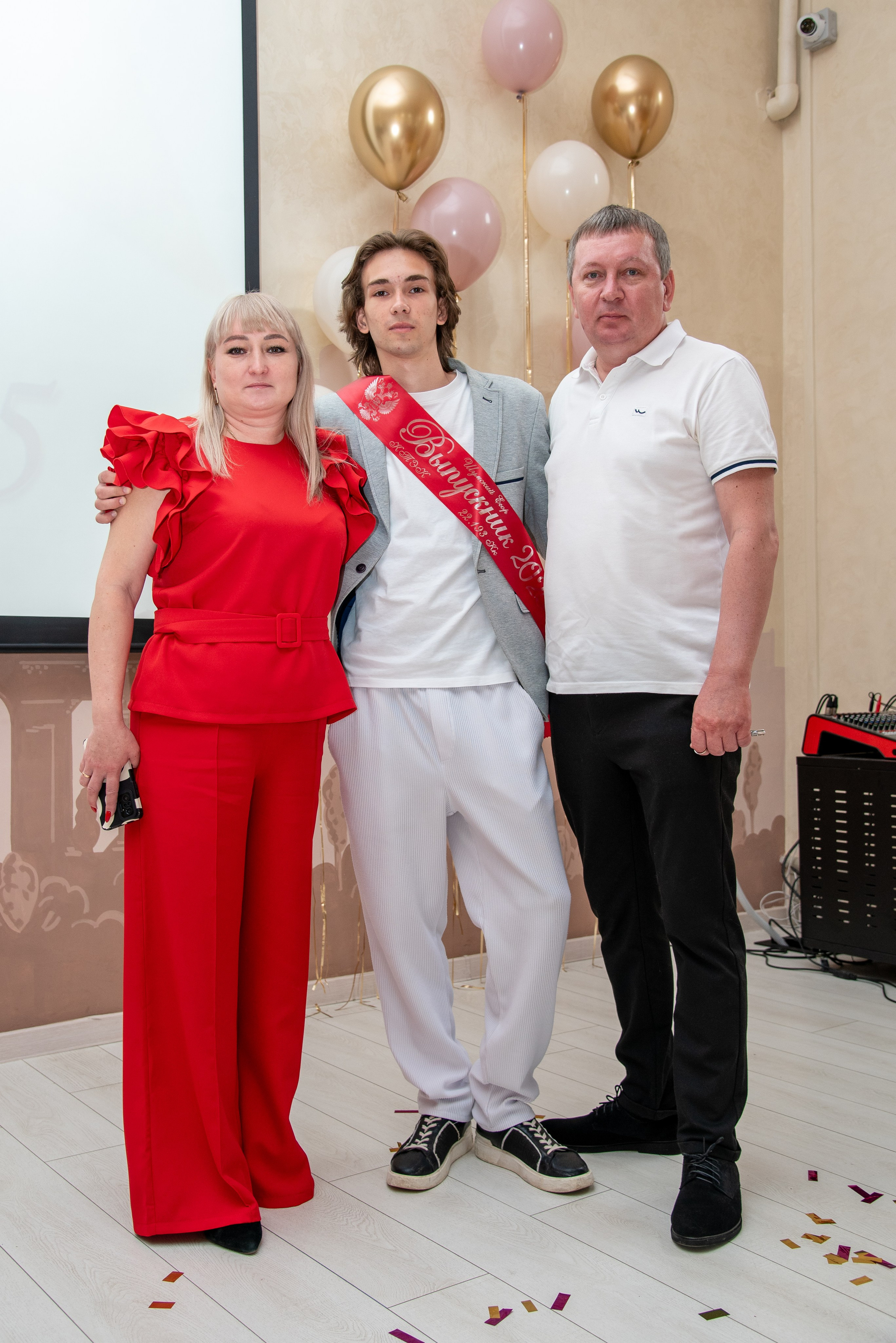 Последний звонок КТЭК (цветокор). Детский и семейный фотограф Краснодар / Сочи Сергеева Олеся